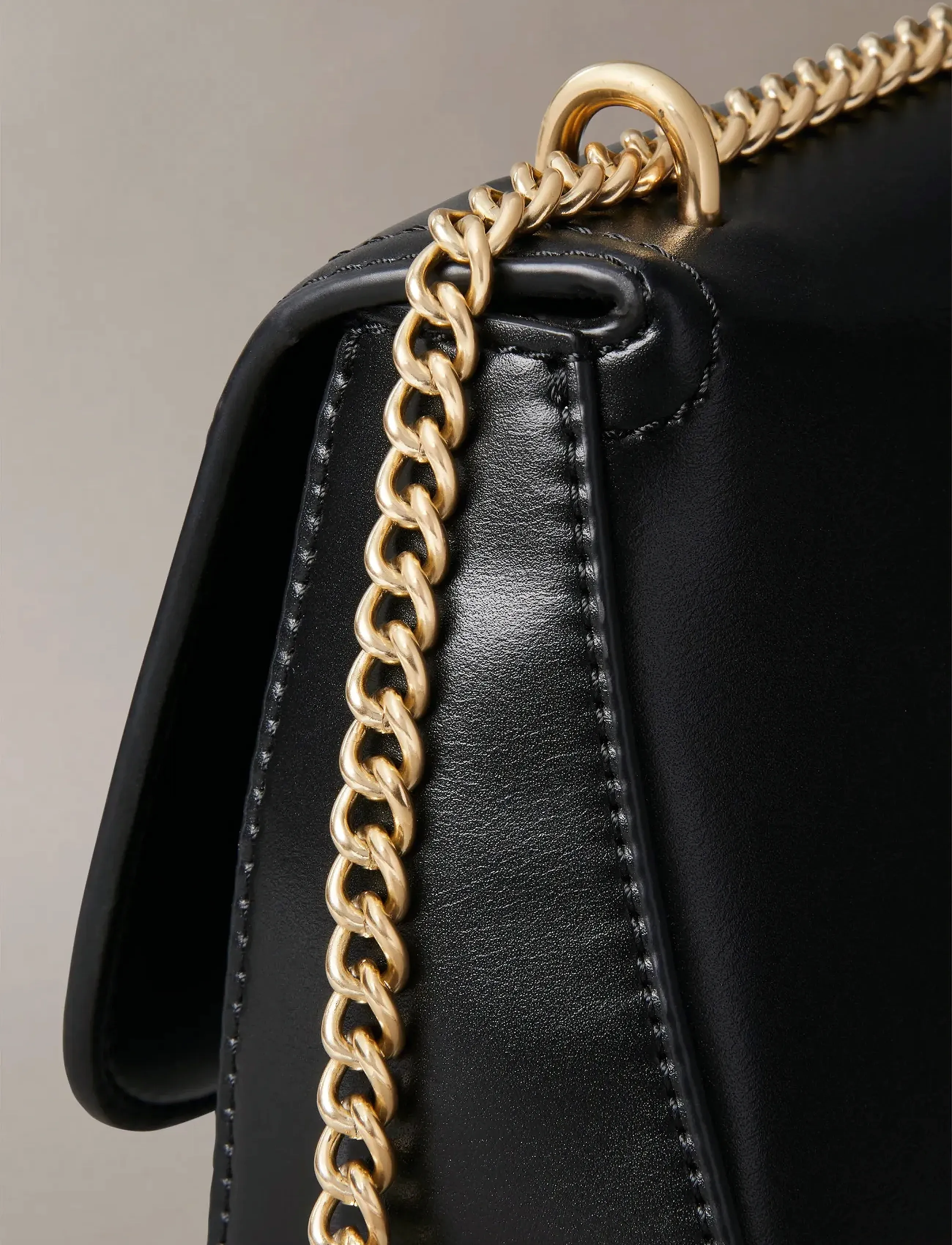 Calvin Klein - CK CONVERTIBLE CHAIN SMALL BAG - black / antique light gold - 5