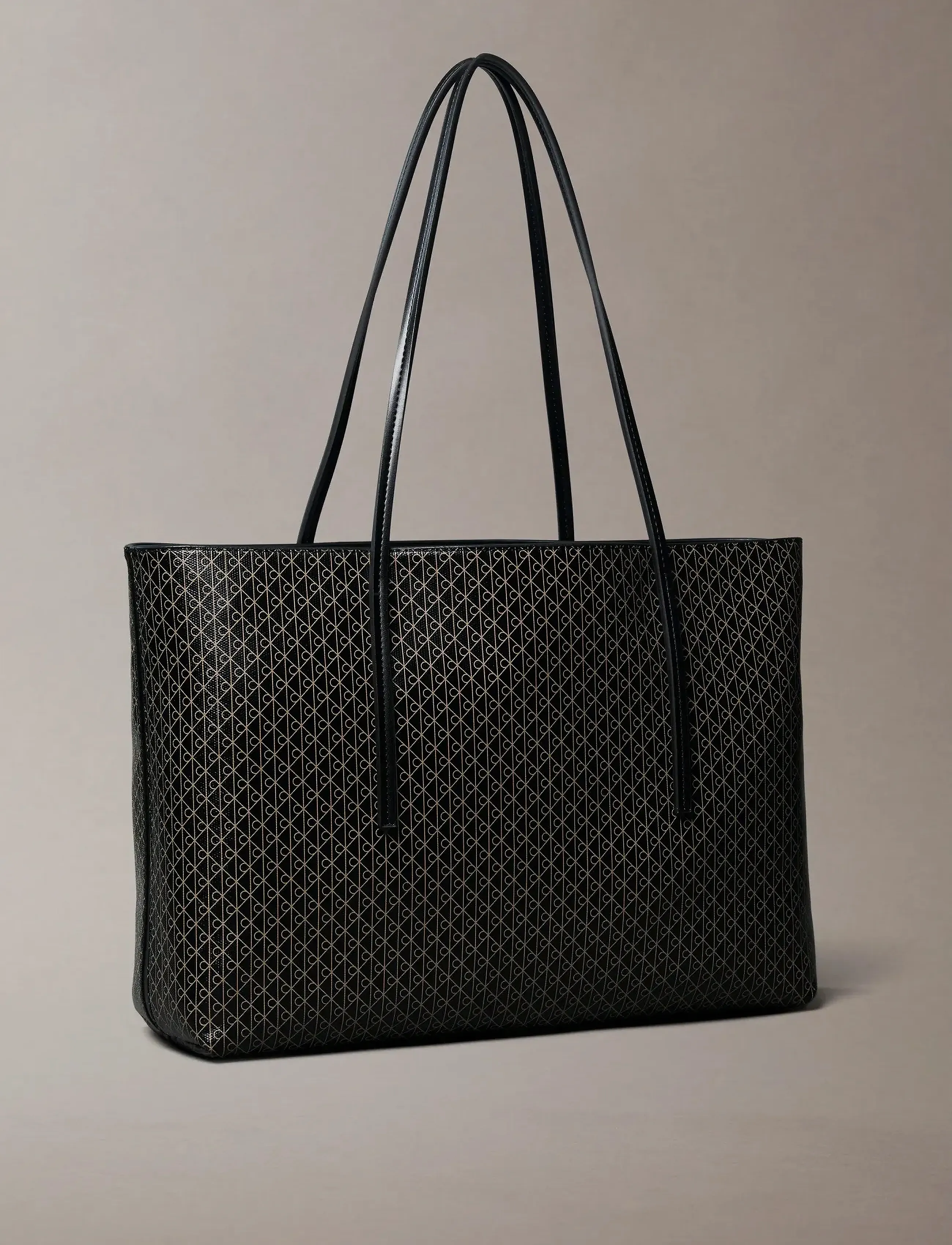 Calvin Klein - EMBLEM AOP TOTE W/ POUCH - shoppers - black aop - 3