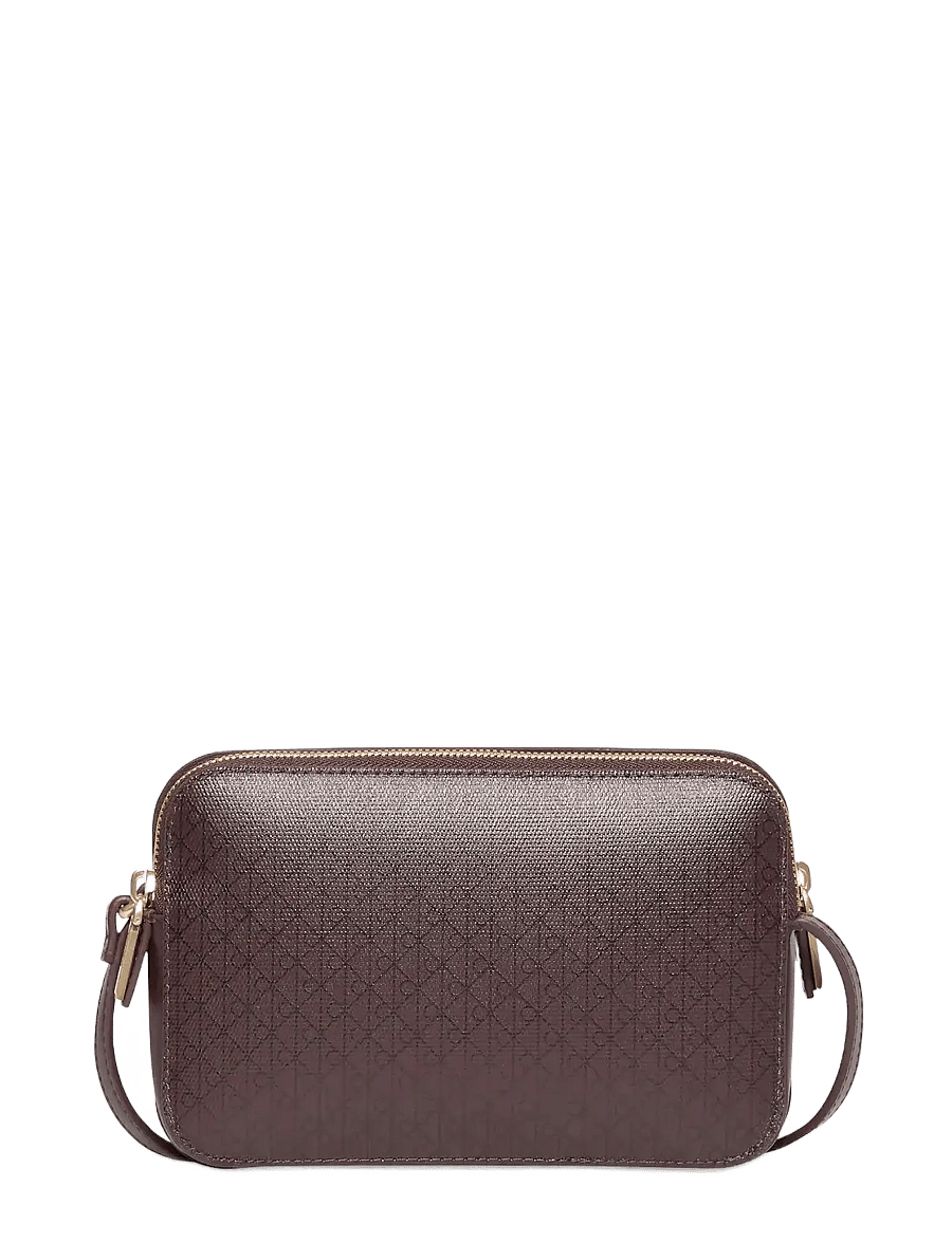 Calvin Klein - EMBLEM AOP ELONGATED CAMERA BAG - crossbody tassen - fudge aop - 0