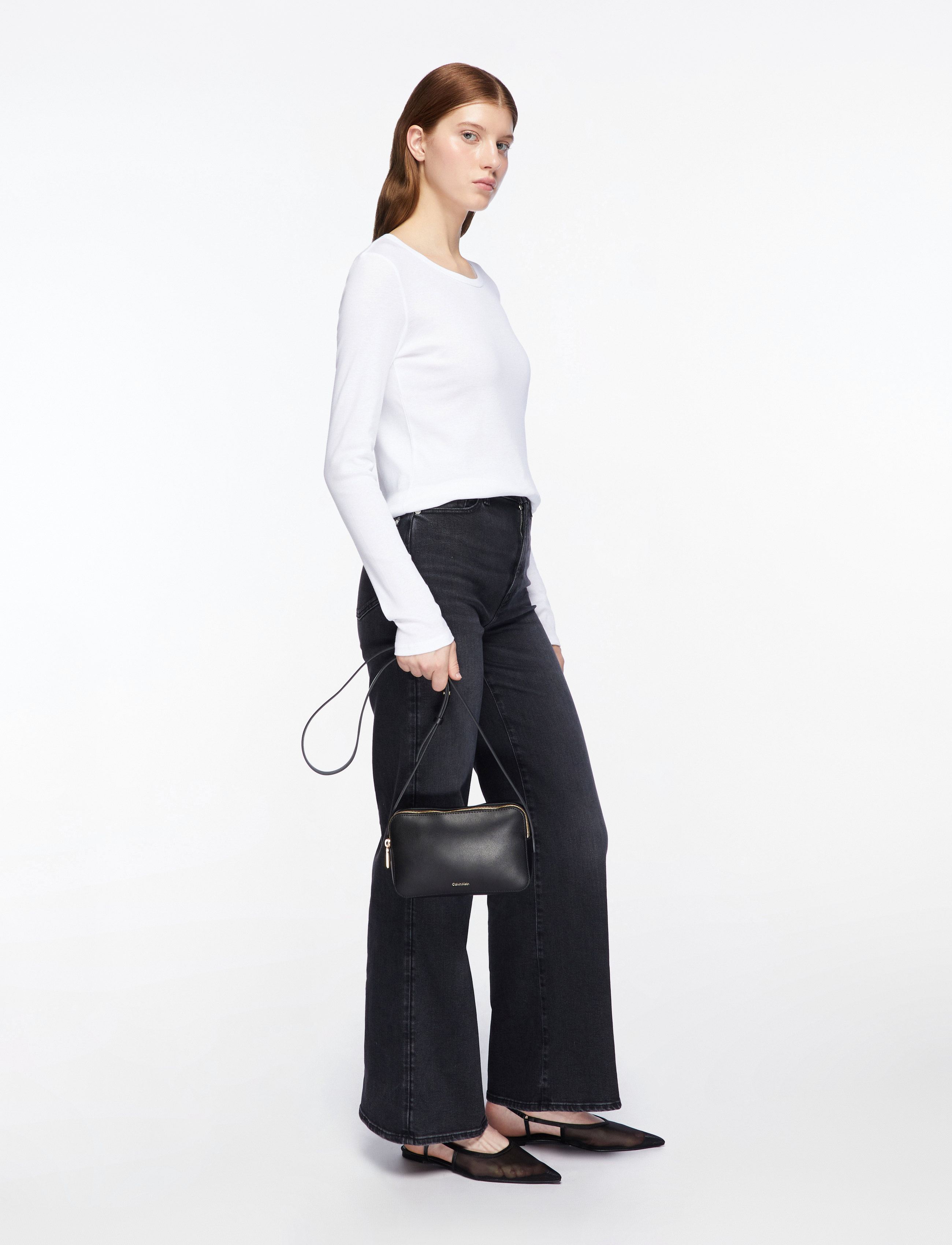 Calvin Klein - FOIL LOGO ELONGATED CAMERA BAG - crossbody bags - black/toasted coconut - 3