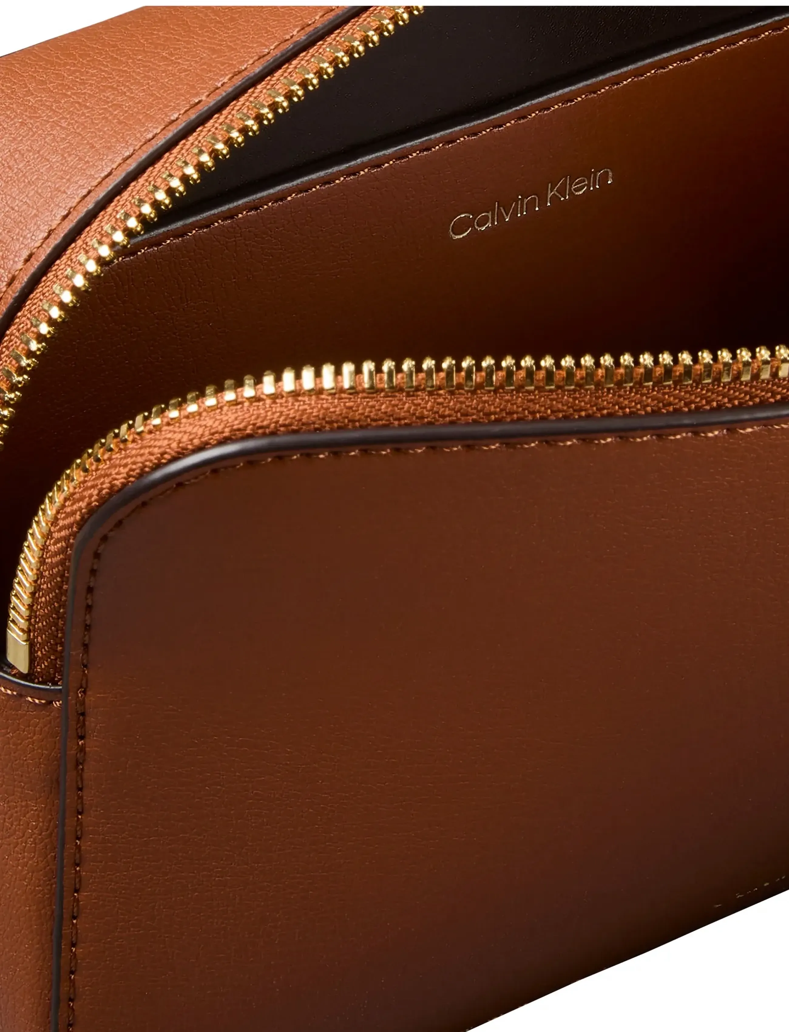 Calvin Klein - FOIL LOGO ELONGATED CAMERA BAG - crossbody bags - natural umber - 2