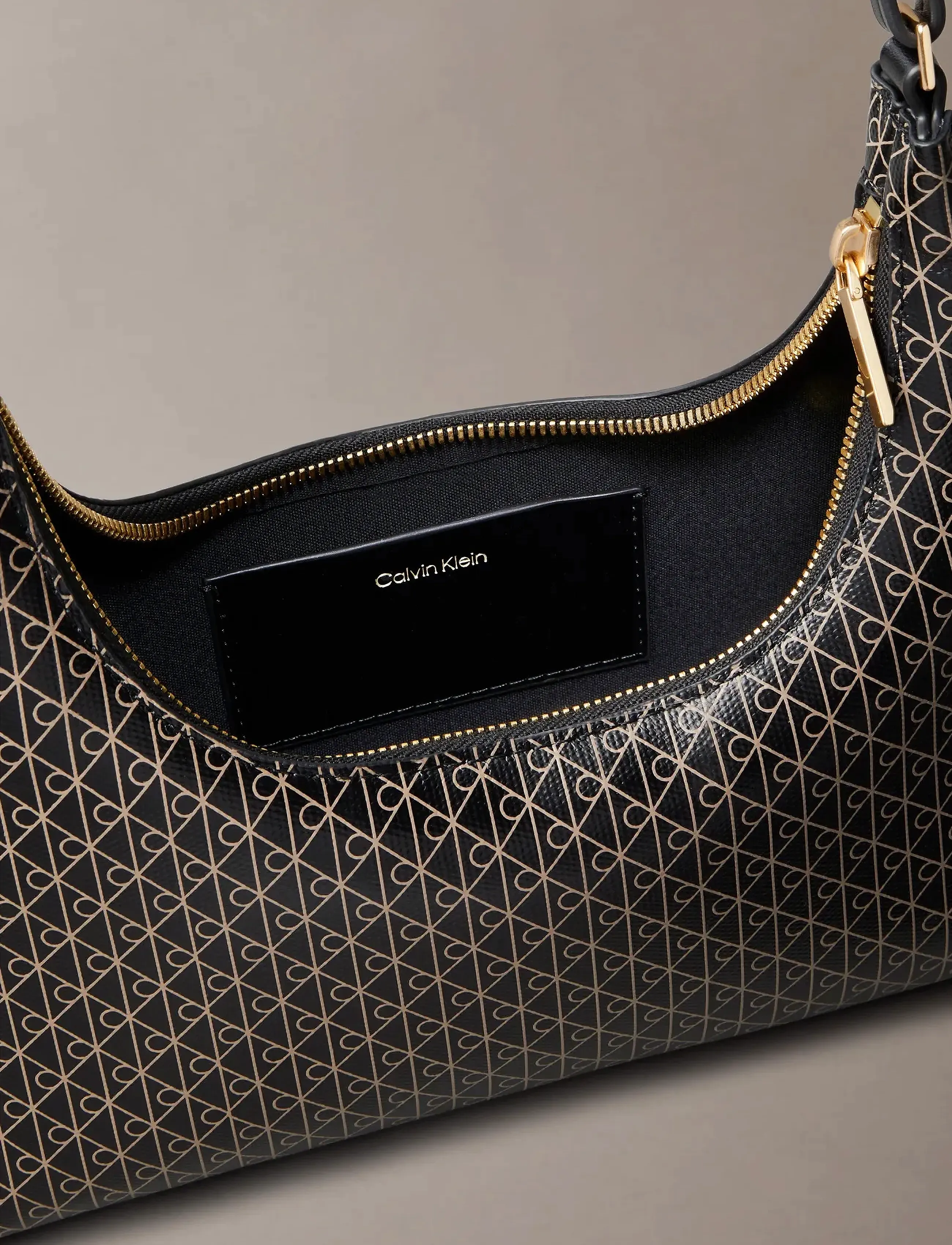Calvin Klein - EMBLEM AOP CONV SHOULDER BAG - festmode zu outlet-preisen - black aop - 2