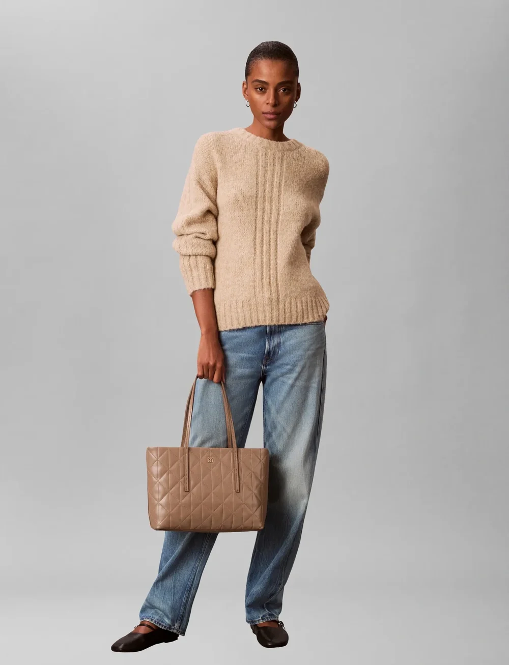 Calvin Klein - QUILTED SMALL TOTE - totes - desert taupe - 0