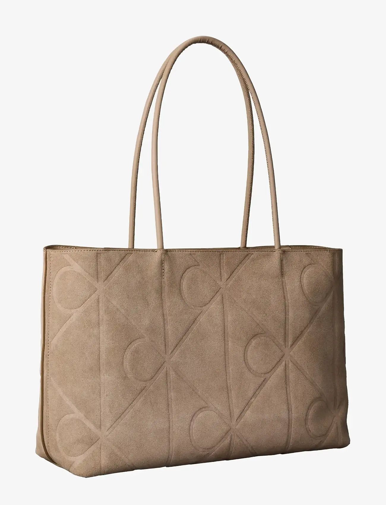 Calvin Klein - EMBLEM AOP EMBOSSED SUEDE TOTE - totes - desert taupe - 2