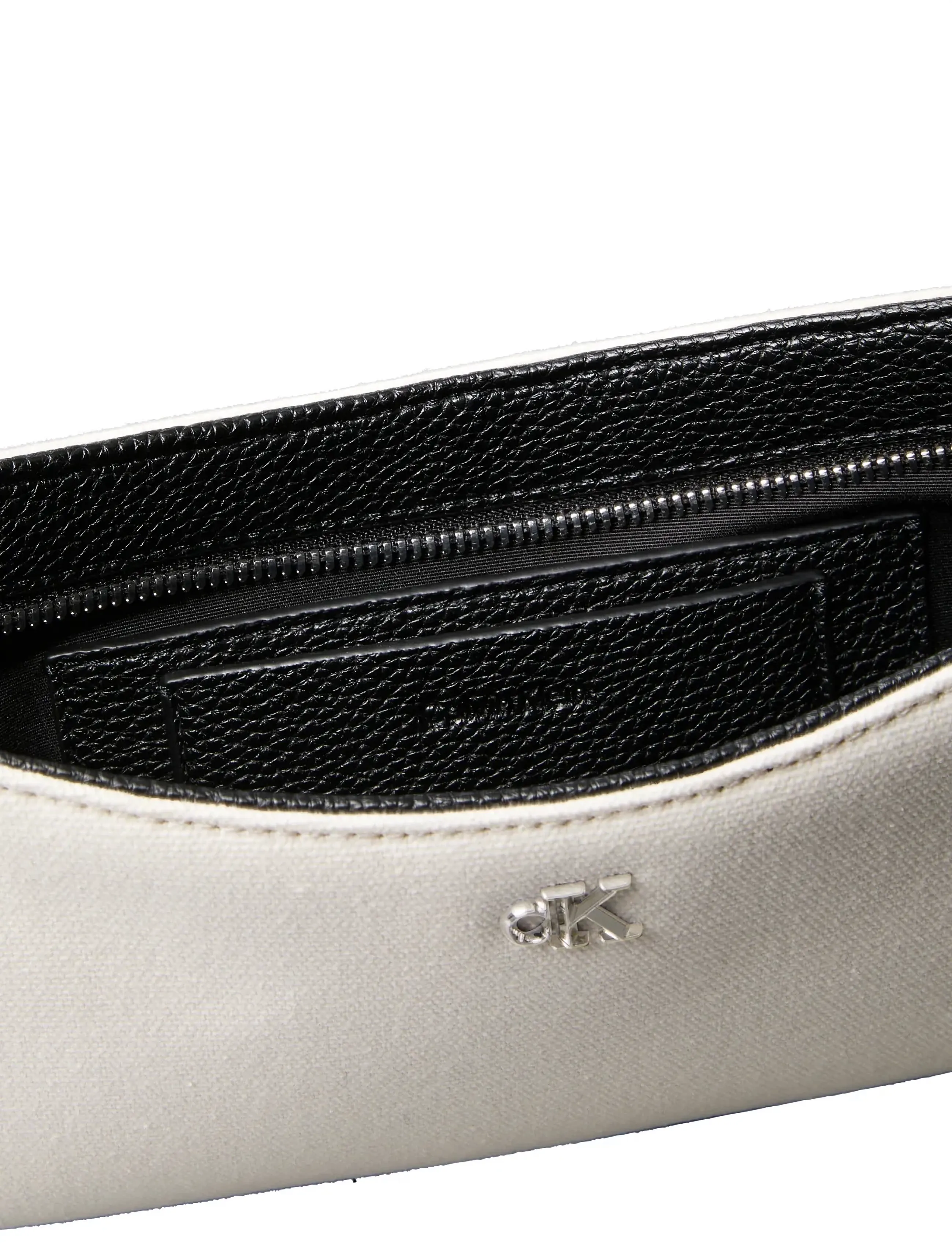 Calvin Klein - CK CANVAS SMALL SHOULDER BAG - schultertaschen - white canvas - 3