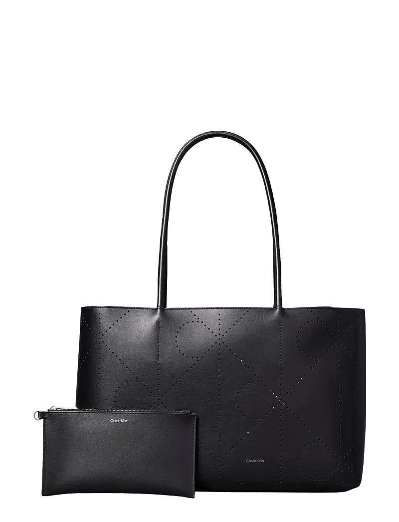 Calvin Klein - EMBLEM AOP PERFOR LTHR TOTE - shoppingväskor - black - 0