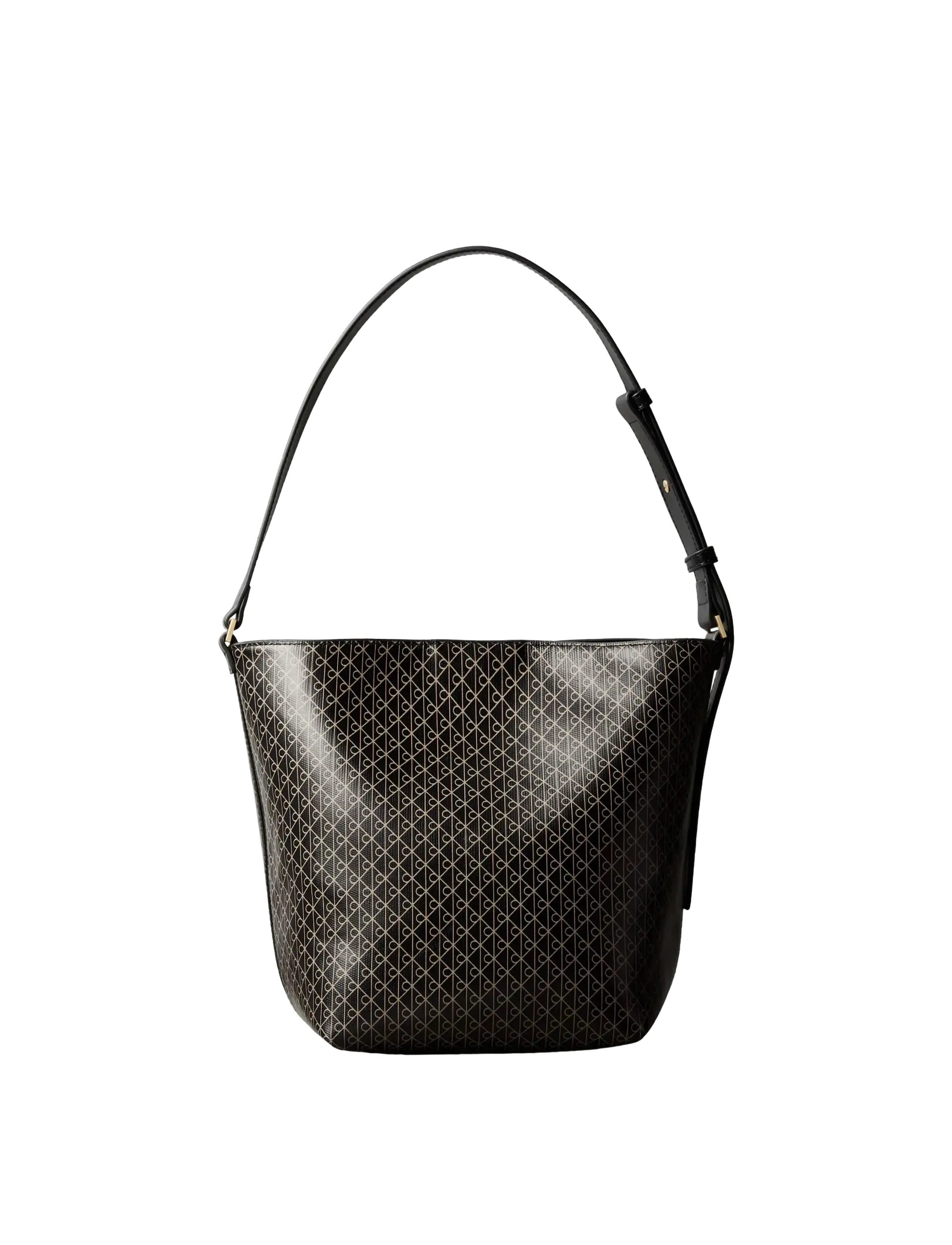 Calvin Klein EMBLEM AOP MEDIUM BUCKET - Taschen - BLACK AOP / black