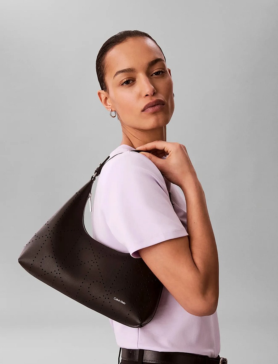 Calvin Klein - EMBLEM AOP PERFOR LTHR BAG - schultertaschen - black - 0