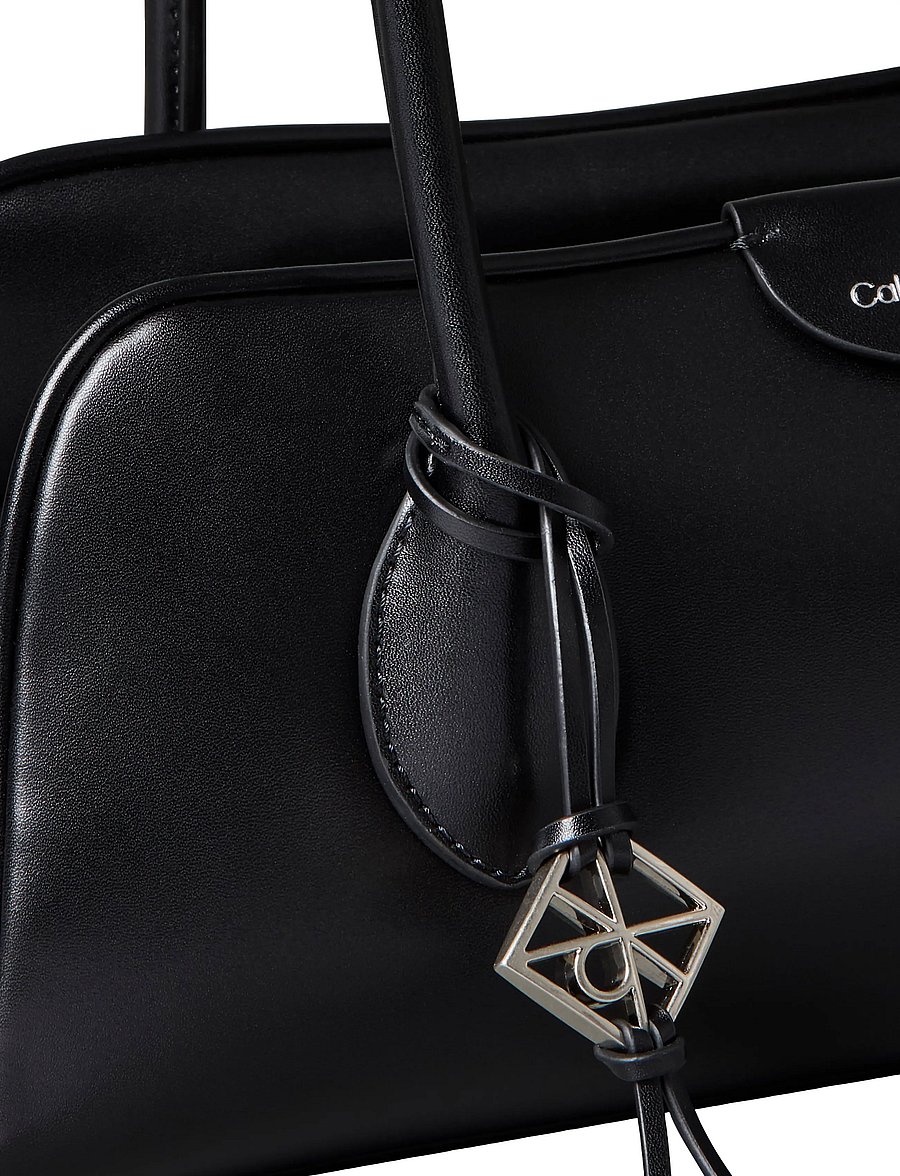 Calvin Klein - EMBLEM TRIO SHOULDER BAG - schultertaschen - black - 3