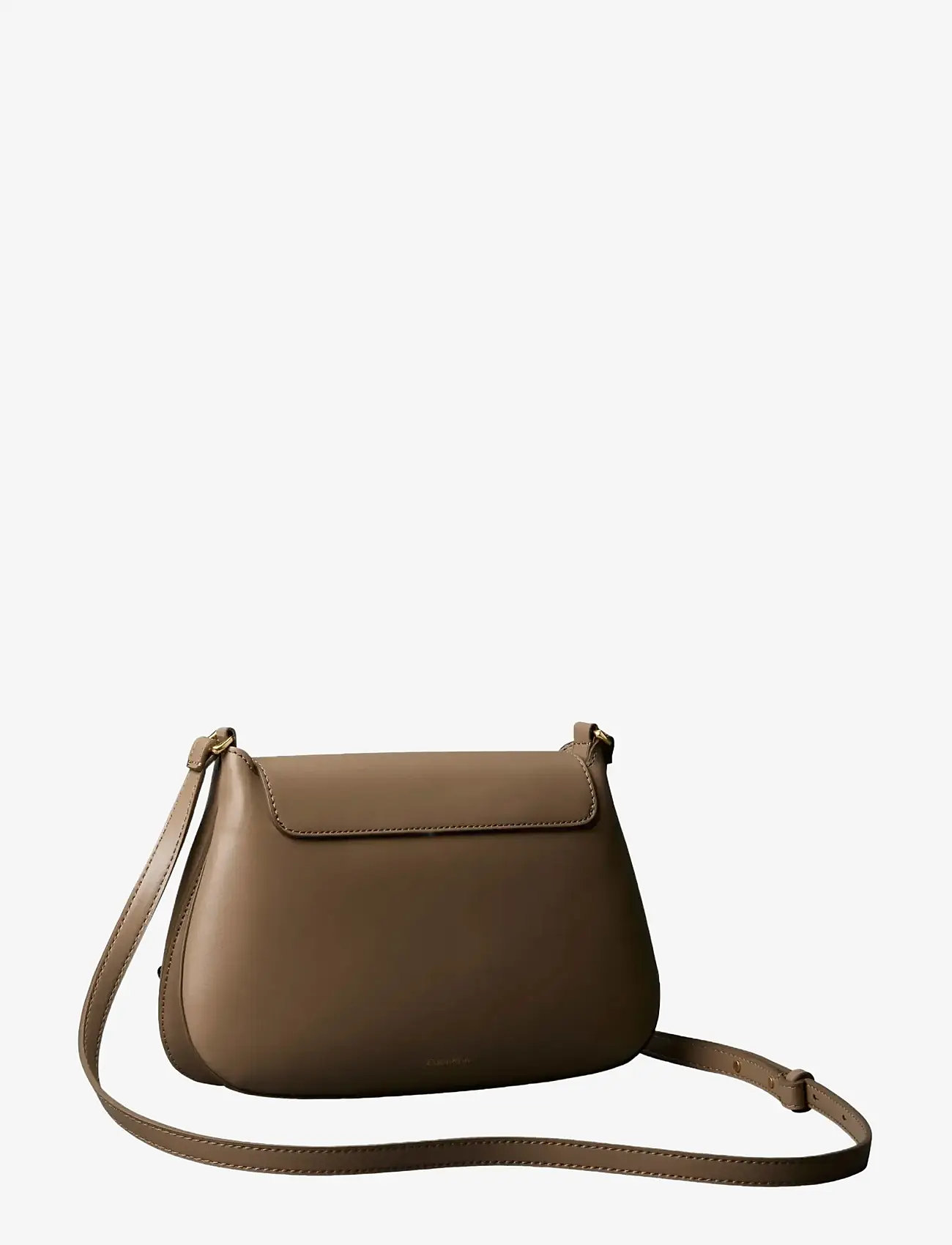 Calvin Klein - HARDWARE FLAP MEDIUM CROSSBODY - rankinės ilgu dirželiu - desert taupe - 2