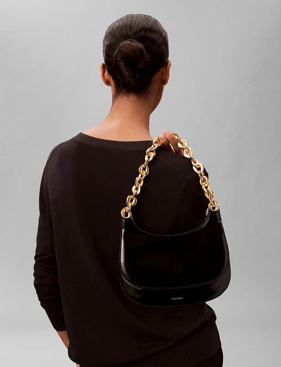 Calvin Klein - CHAIN SHOULDER BAG - käekotid - black - 0