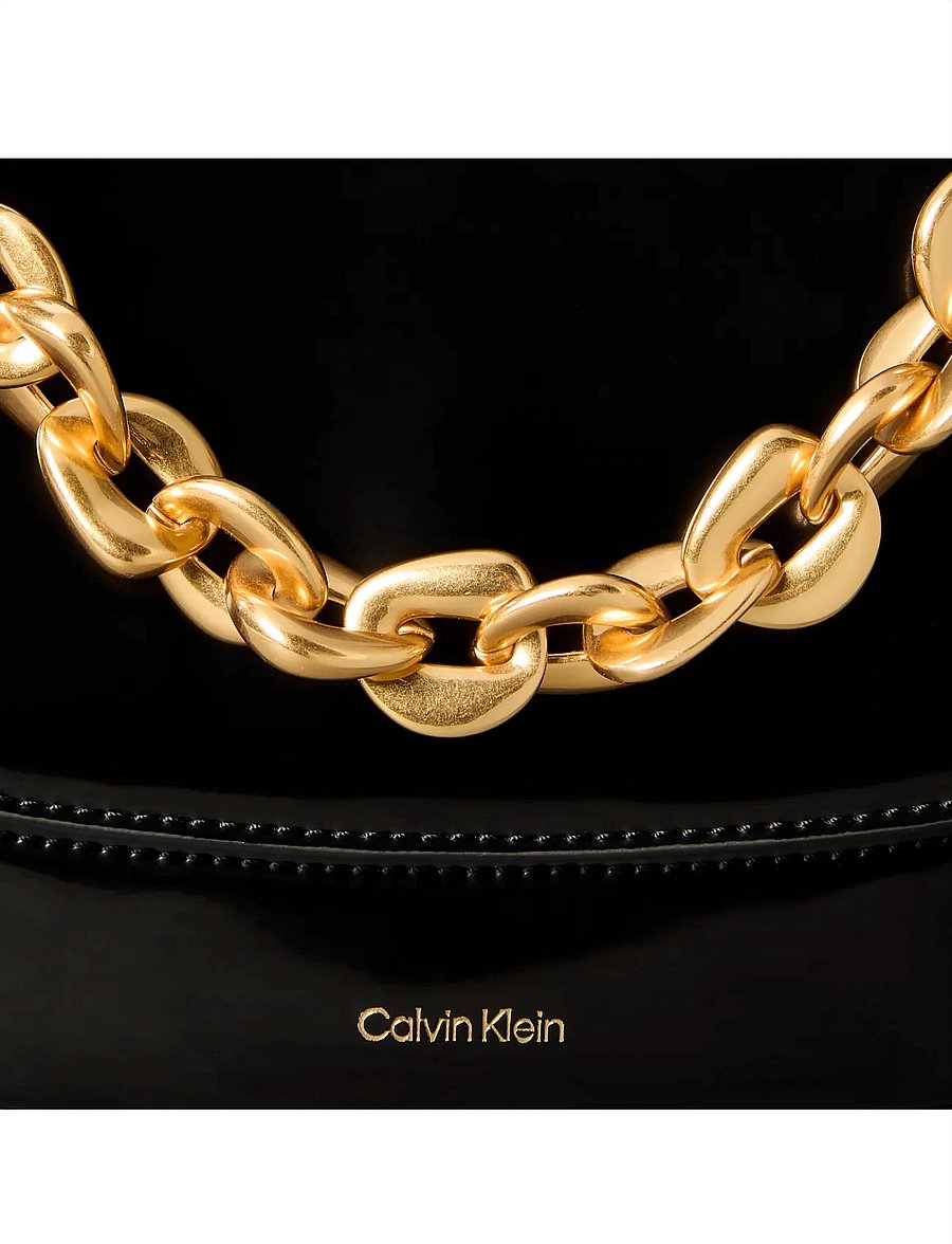 Calvin Klein - CHAIN SHOULDER BAG - käekotid - black - 3