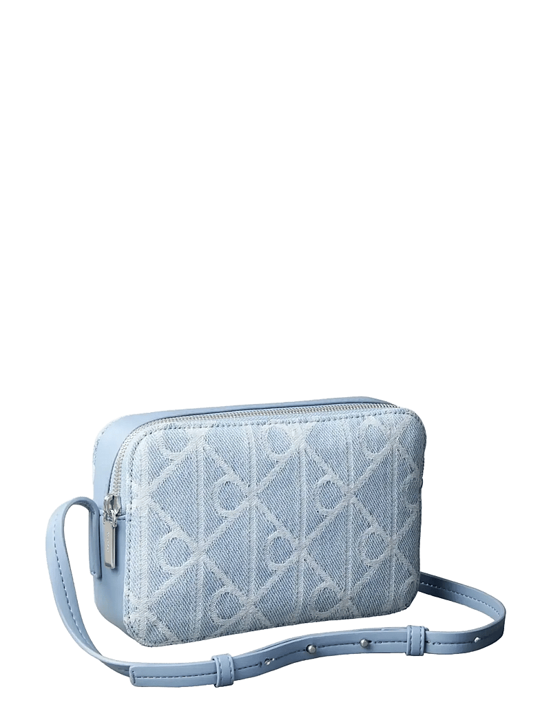 Calvin Klein - EMBLEM AOP DENIM CAMERA BAG - umhängetaschen - denim jqd light wash - 1