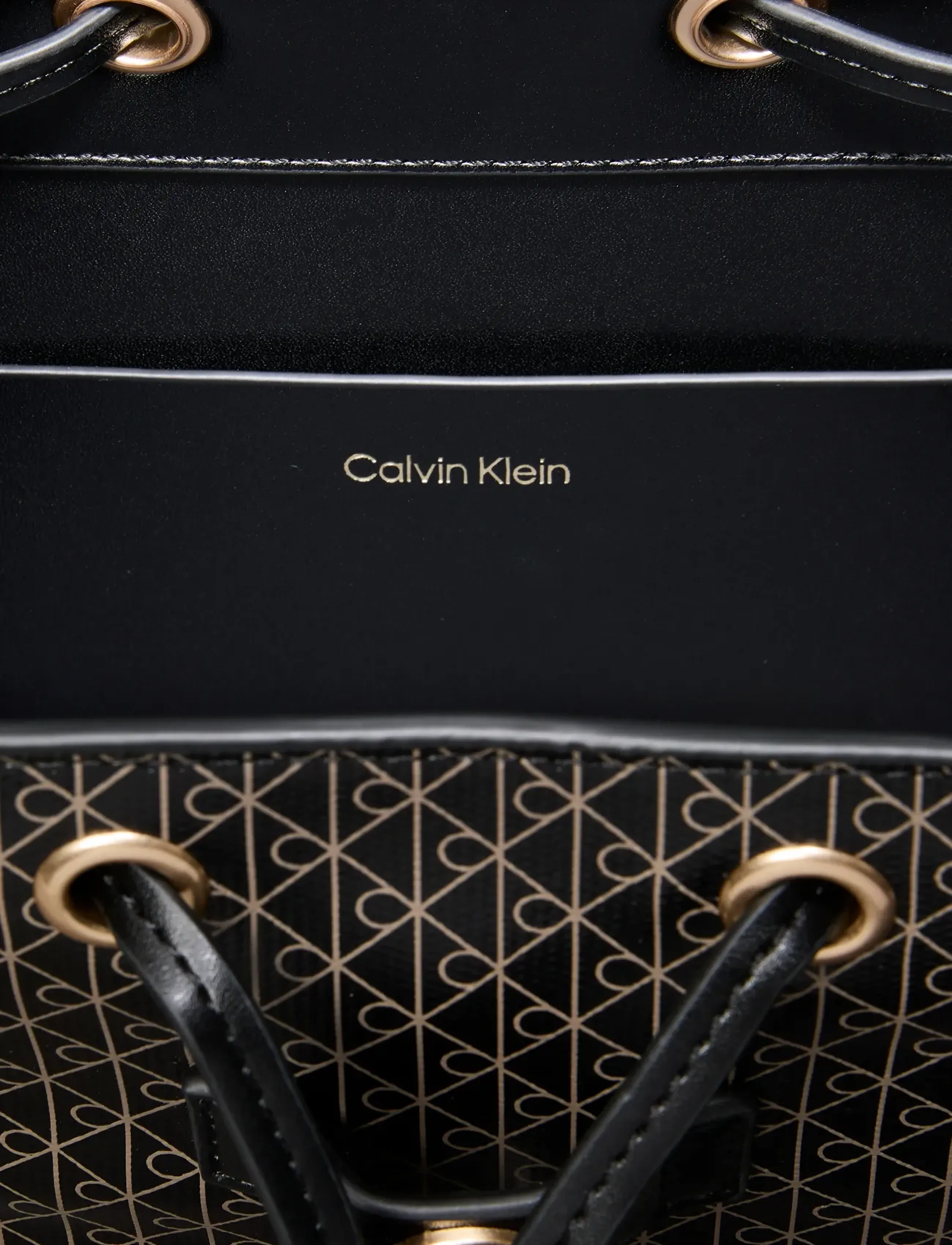 Calvin Klein - FOIL LOGO LARGE FLAP BACKPACK - ryggsäckar - black toasted coconut - 2