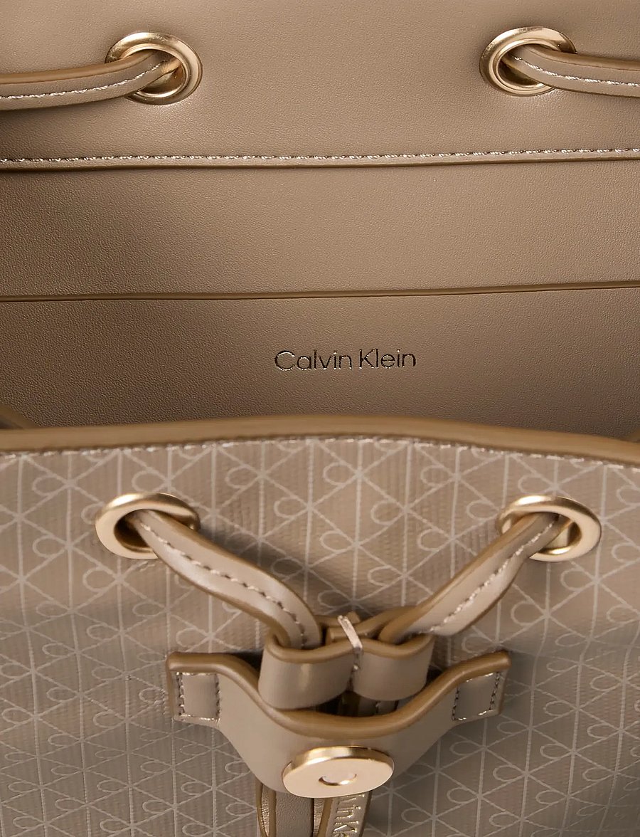 Calvin Klein - EMBLEM AOP MINI BACKPACK - rucksäcke - desert taupe aop - 2
