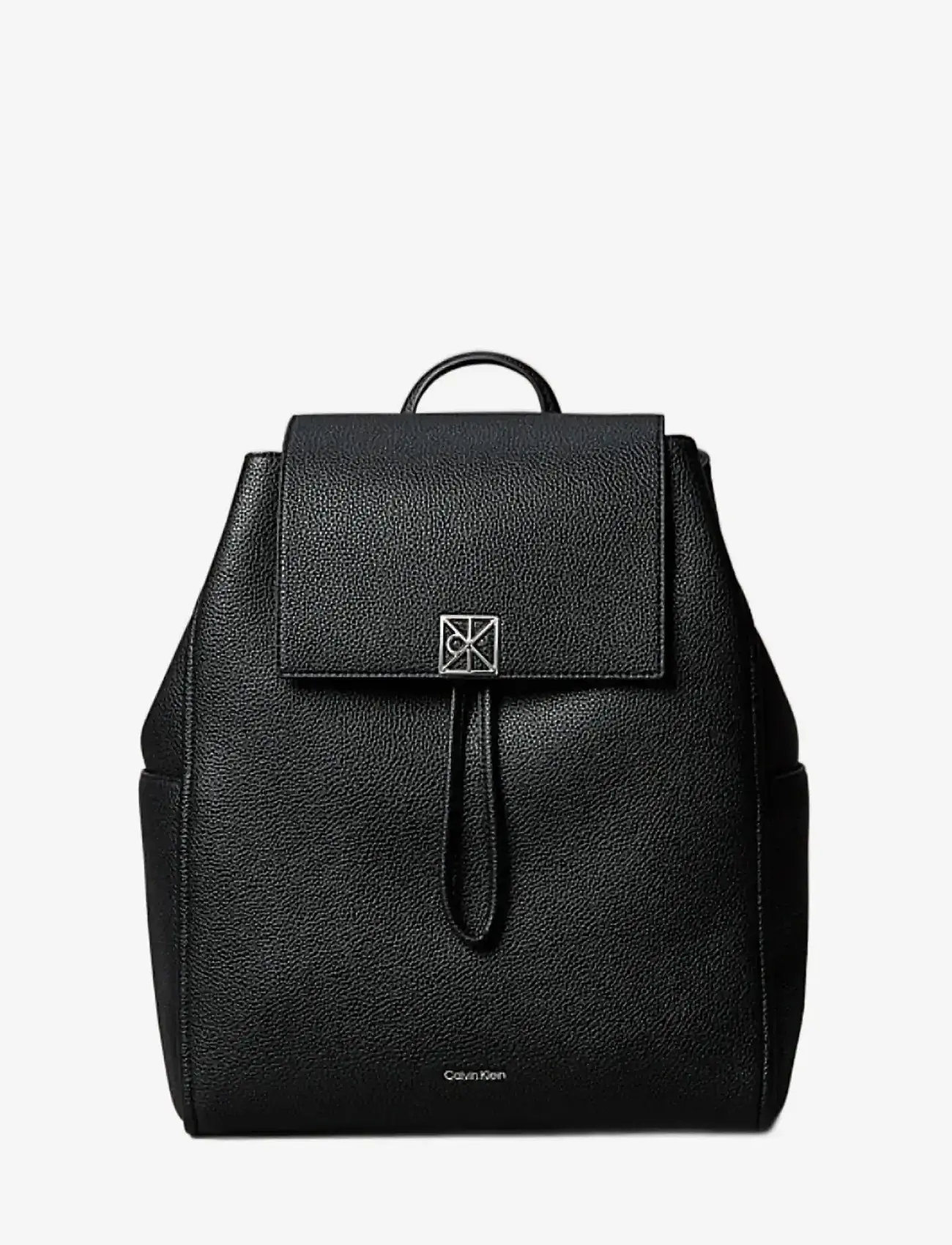 Calvin Klein - EMBLEM HW PEBBLE BACKPACK - hverdags stil - black - 1