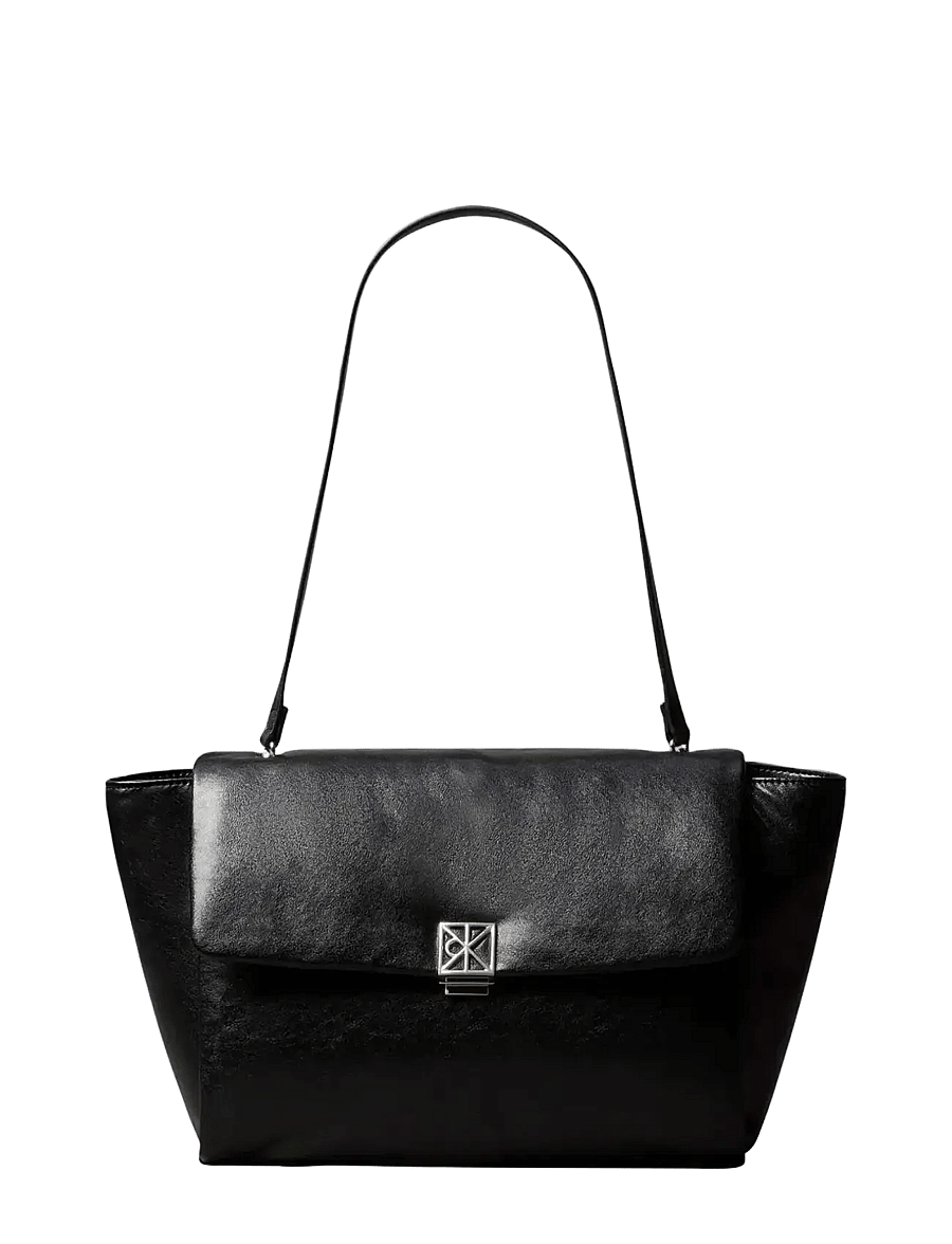 Calvin Klein - EMBLEM HW PADDED SATCHEL - shoulder bags - black - 0