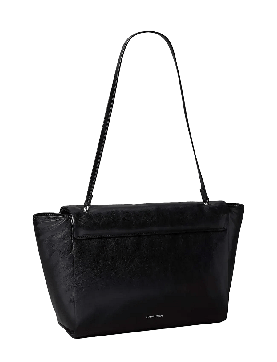 Calvin Klein - EMBLEM HW PADDED SATCHEL - shoulder bags - black - 1