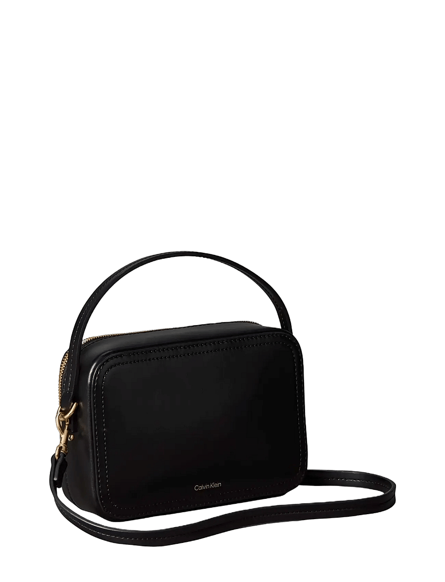 Calvin Klein - CK HARDWARE CAMERA BAG - crossbody bags - black - 1