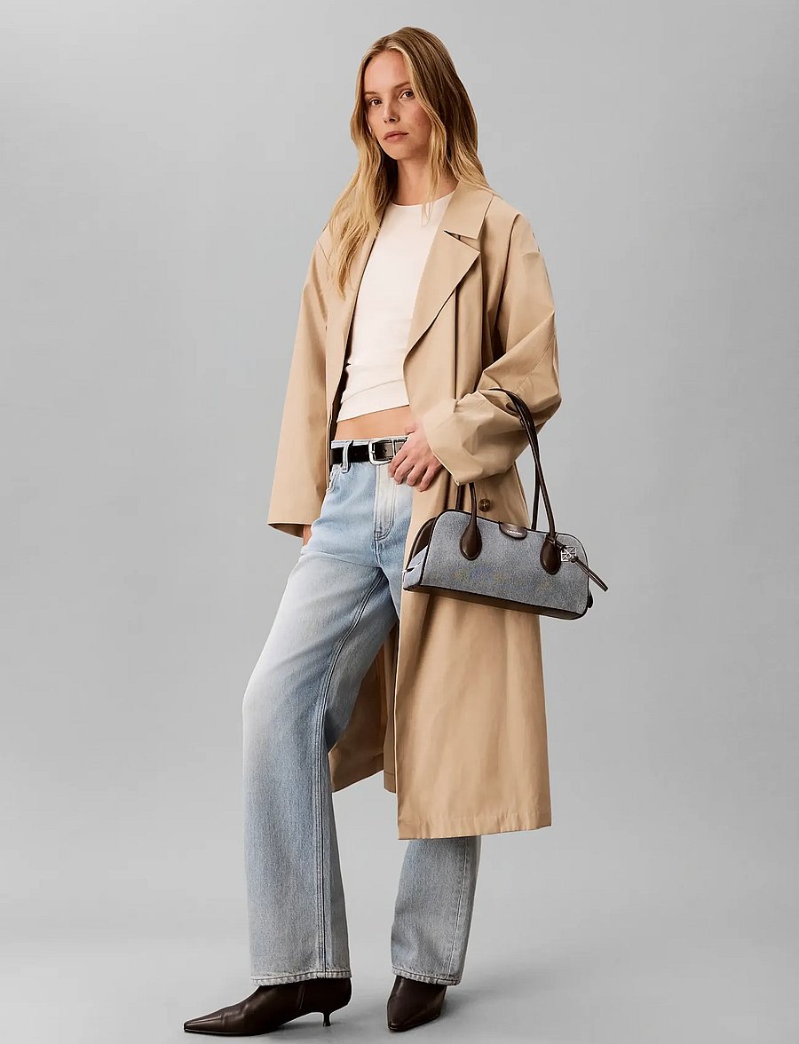 Calvin Klein - EMBLEM TRIO DENIM SHOULDER BAG - axelremsväskor - light wash denim - 0