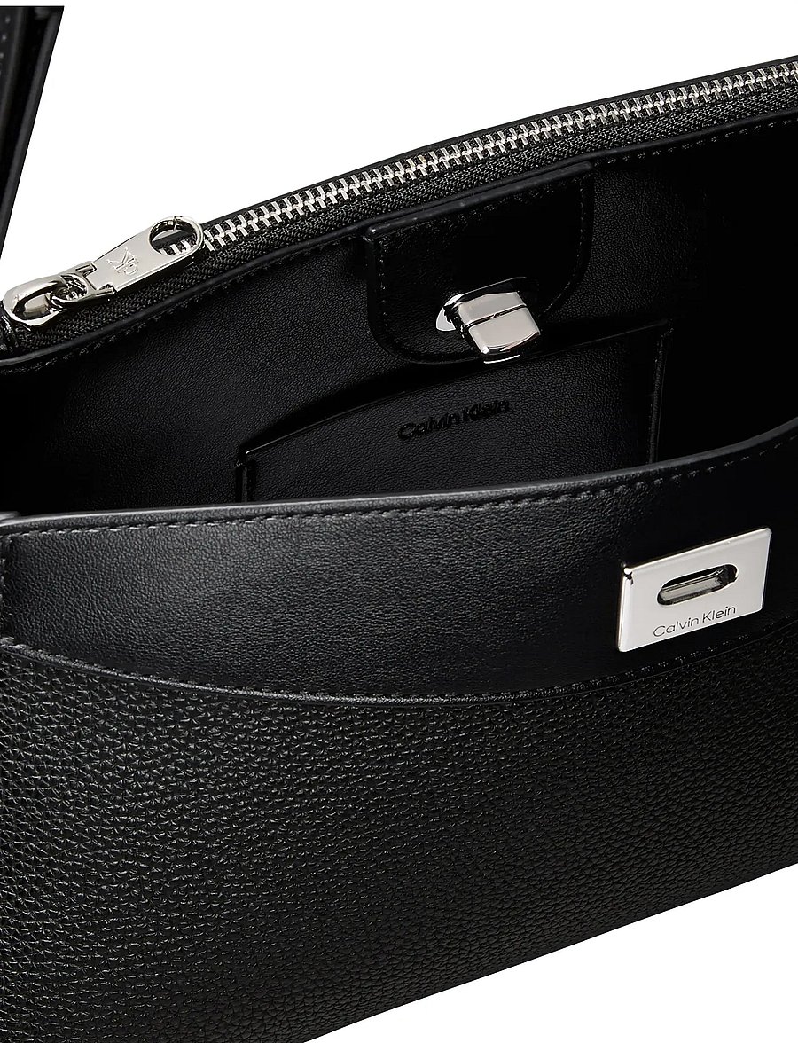 Calvin Klein - MIX MEDIA SHOULDER BAG - black - 2