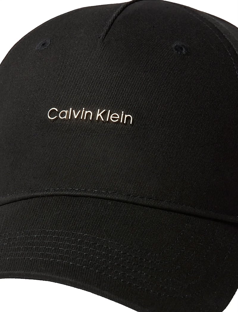 Calvin Klein - COTTON TWILL W/ HW CAP - kappen - black - 1
