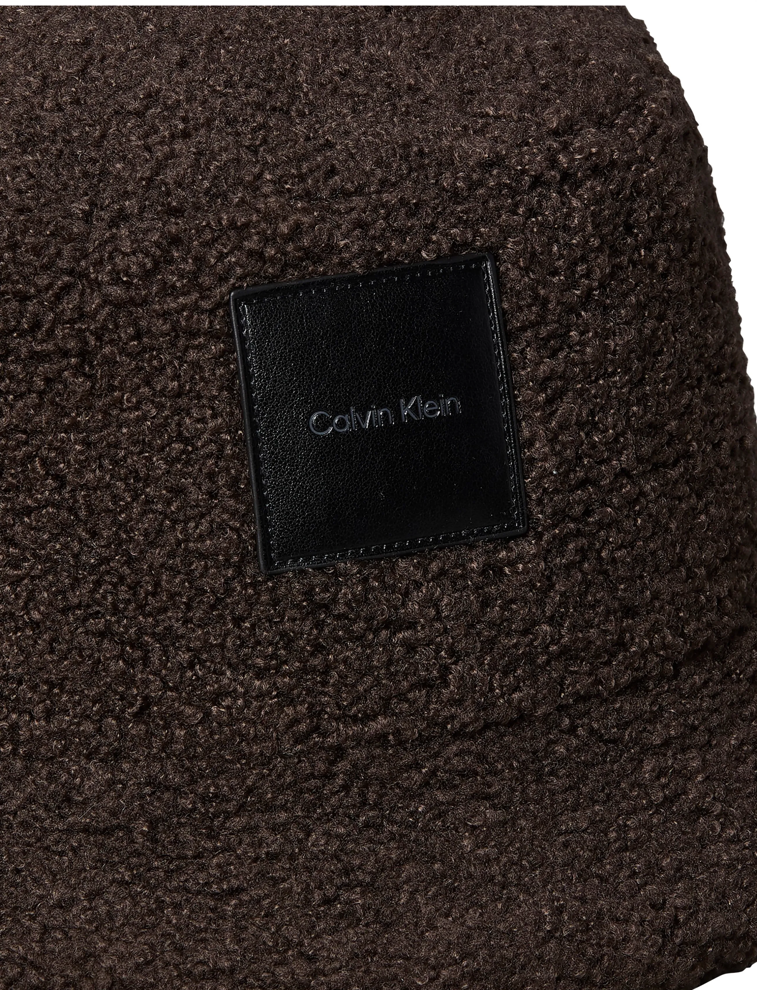 Calvin Klein - ALL-OVER SHERPA W/ PATCH BUCKET - bøllehatte - delicioso - 2