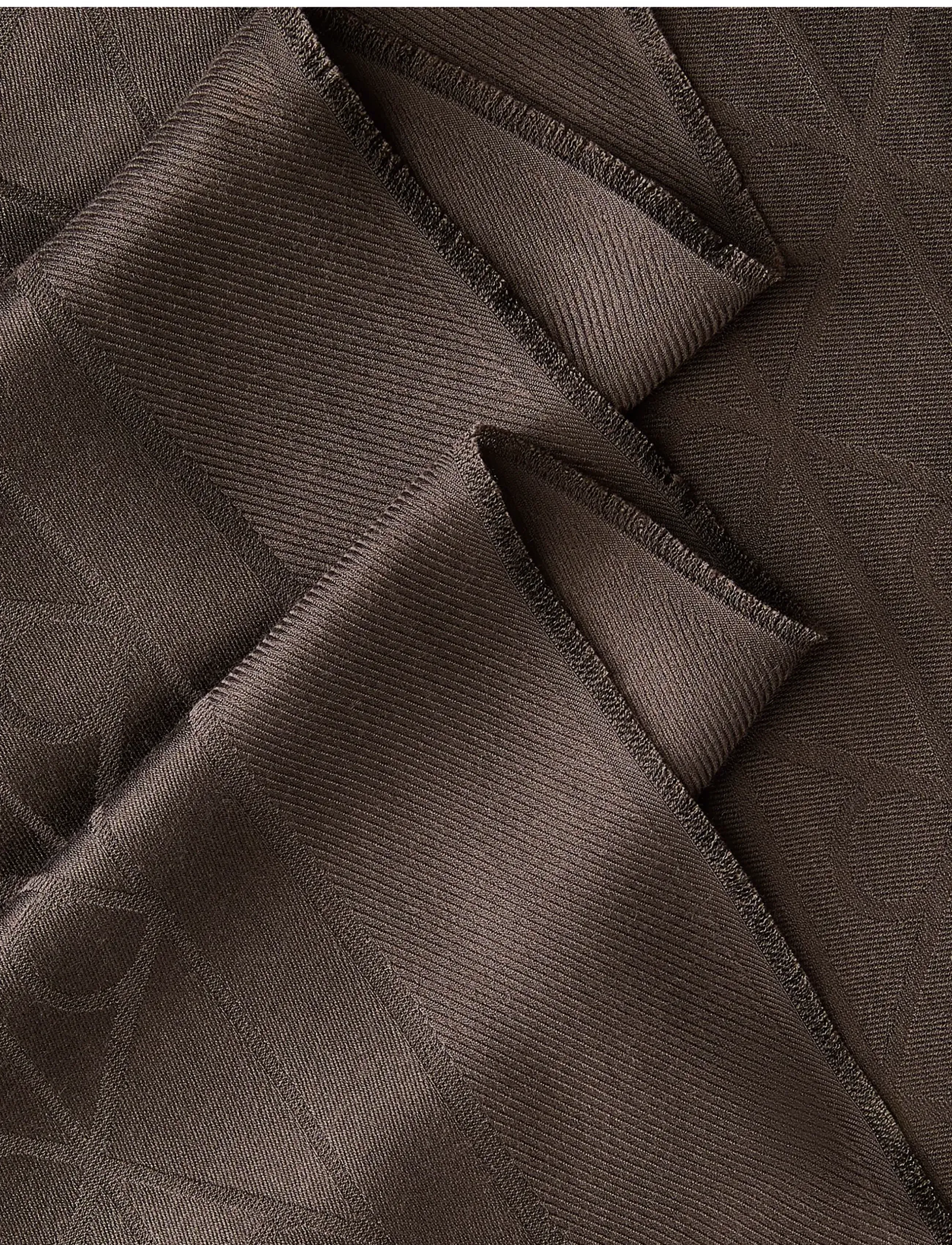 Calvin Klein - EMBLEM AOP GLOSSY TONAL SCARF - sjalar - delicioso - 1