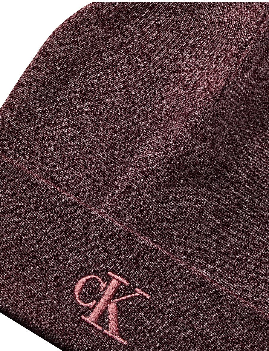 Calvin Klein - CK FINE RIB BEANIE - beanies - fudge - 2