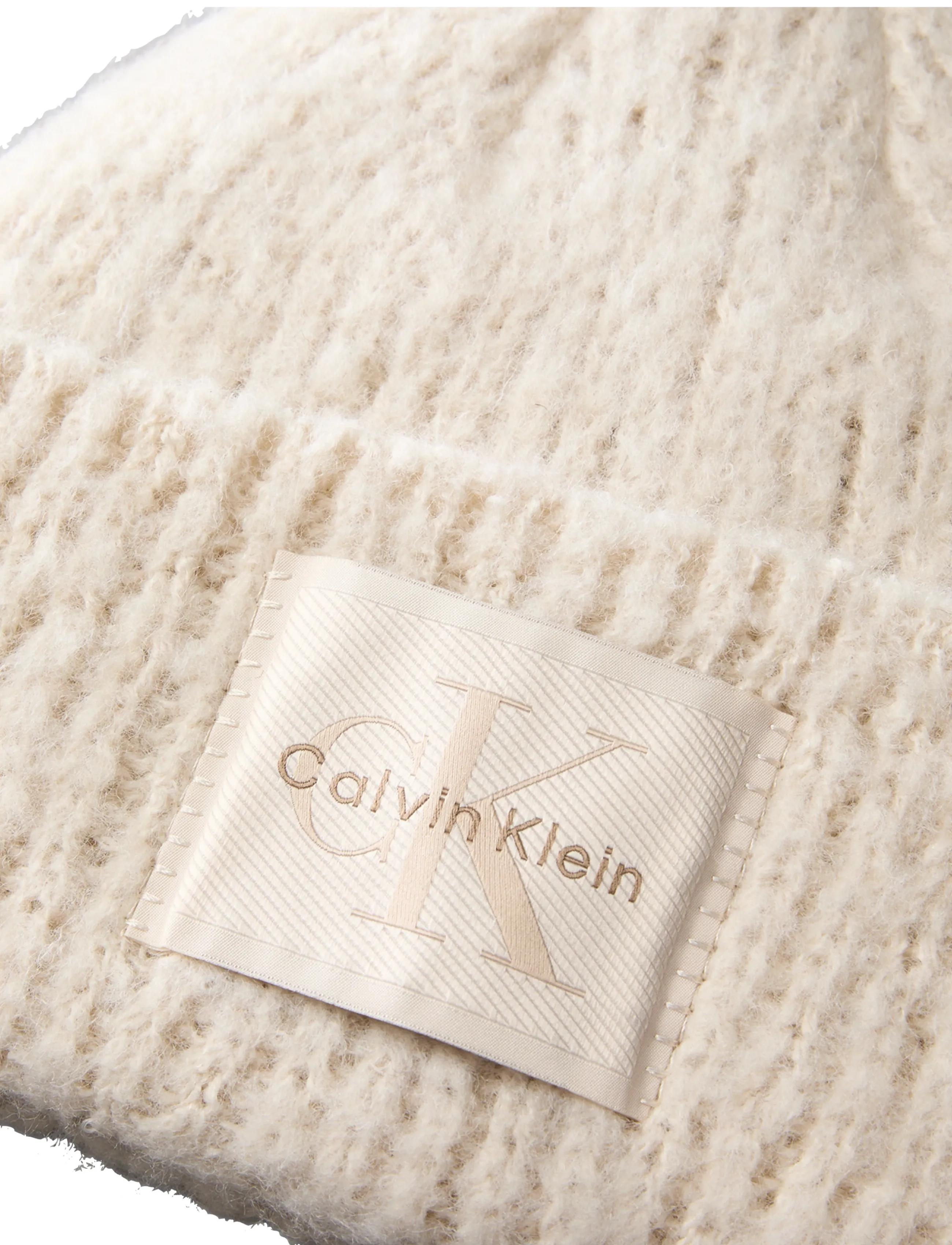 Calvin Klein - BRUSHED SOLID CHUNKY RIB BEANIE - mützen - light hay - 2