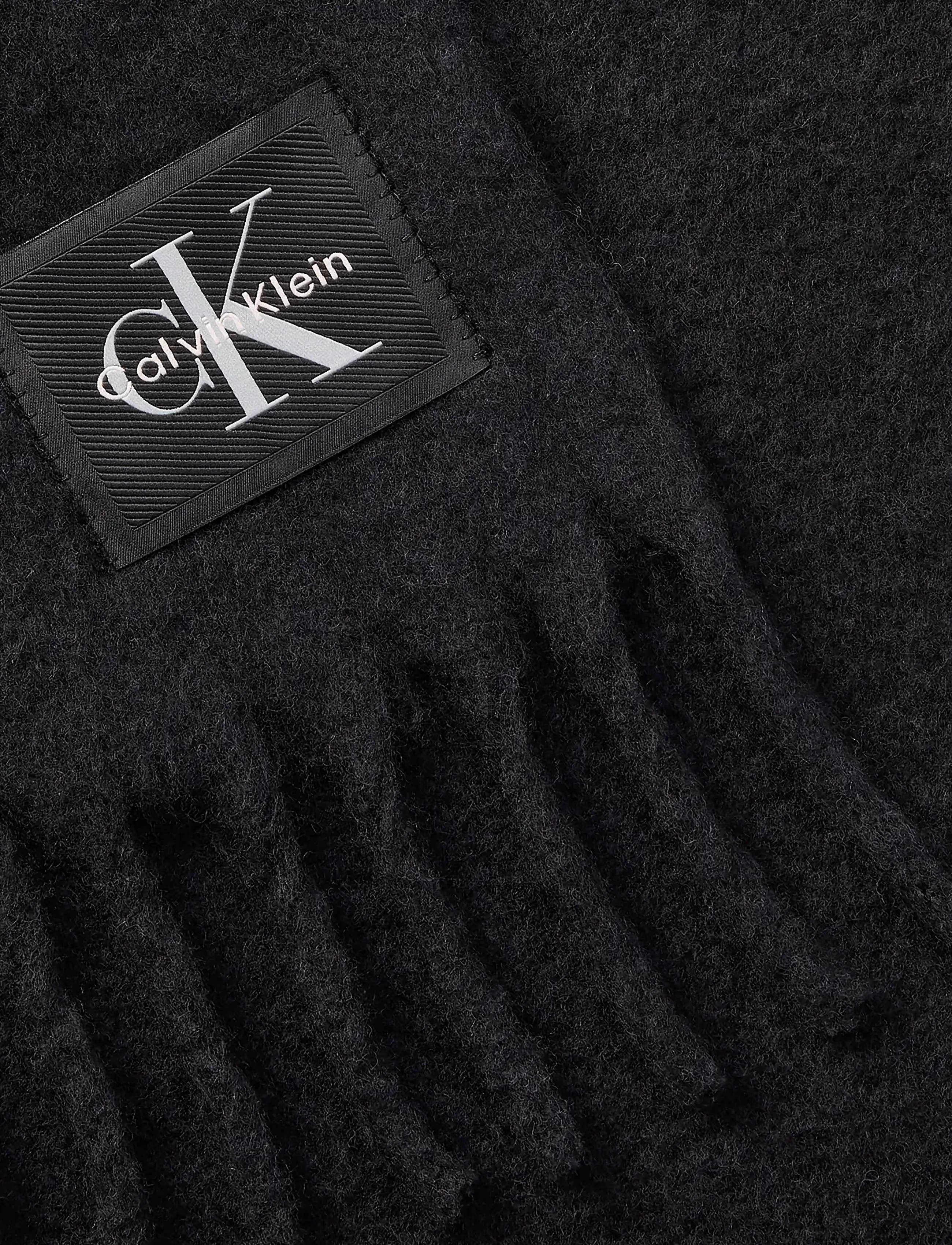 Calvin Klein - BRUS﻿HED SOLID HW SCARF - halstørklæder - black - 2
