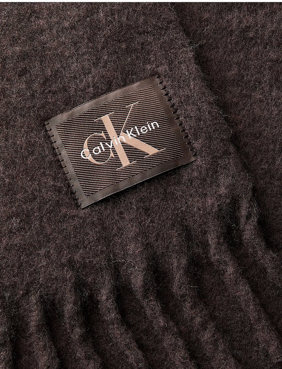 Calvin Klein - BRUSHED SOLID HW SCARF - halstørklæder - delicioso - 1