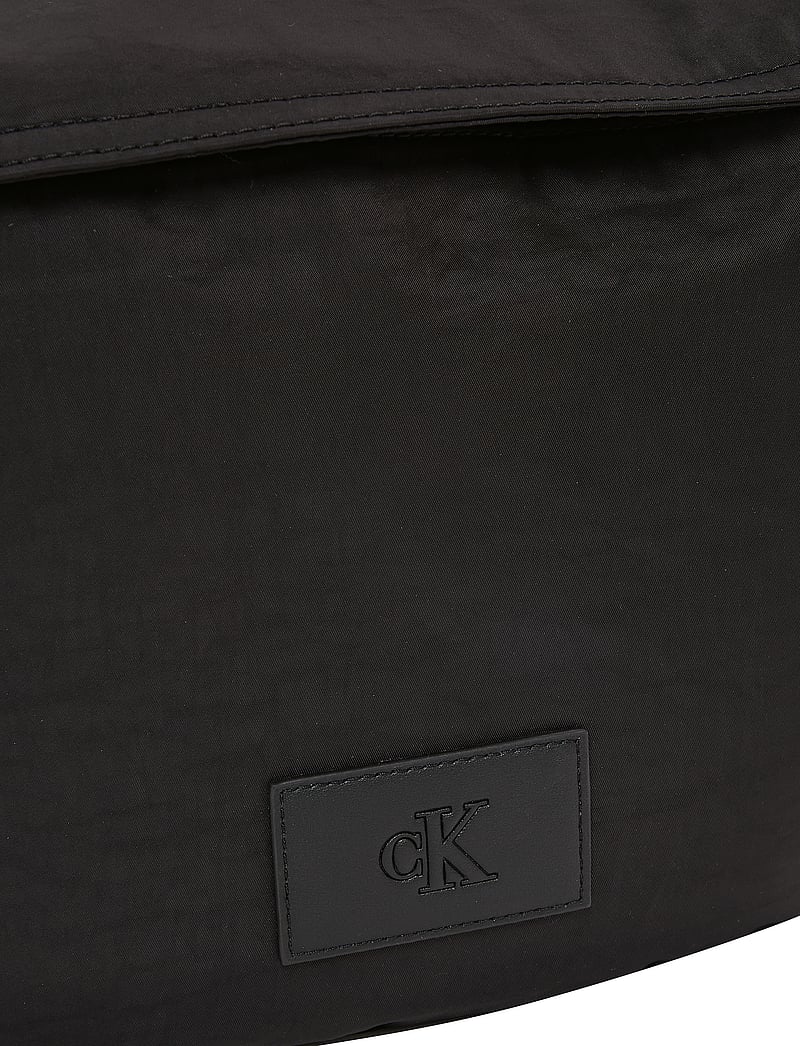 Calvin Klein - METRO NYLON OVERSIZED WAISTBAG - kupuj według okazji - black - 4