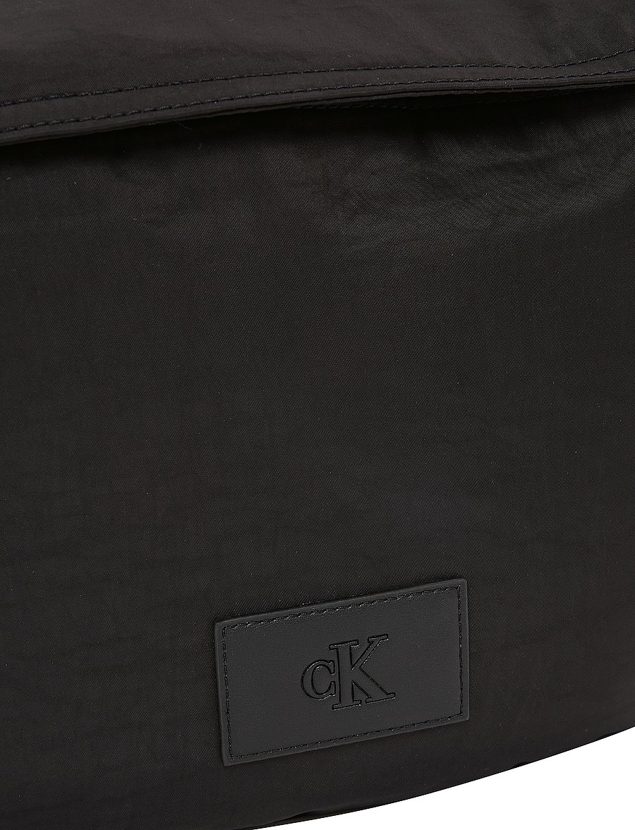 Calvin Klein - METRO NYLON OVERSIZED WAISTBAG - nach anlass kaufen - black - 4