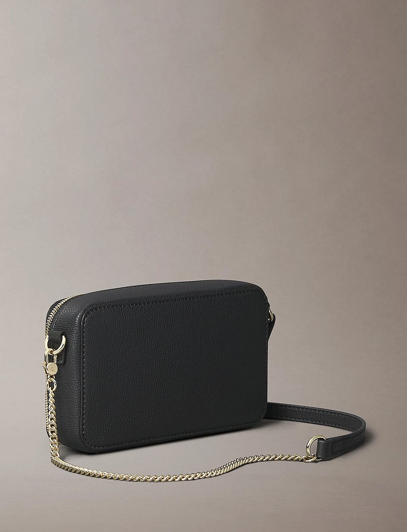 Calvin Klein - MINIMAL MONO CAMERA BAG - black - 0