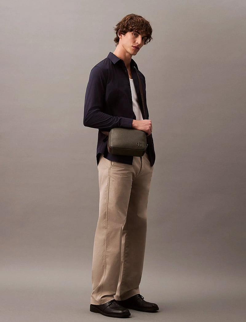 Calvin Klein - LS SOLID STRETCH SLIM SHIRT - formelle skjorter - dark sapphire - 5