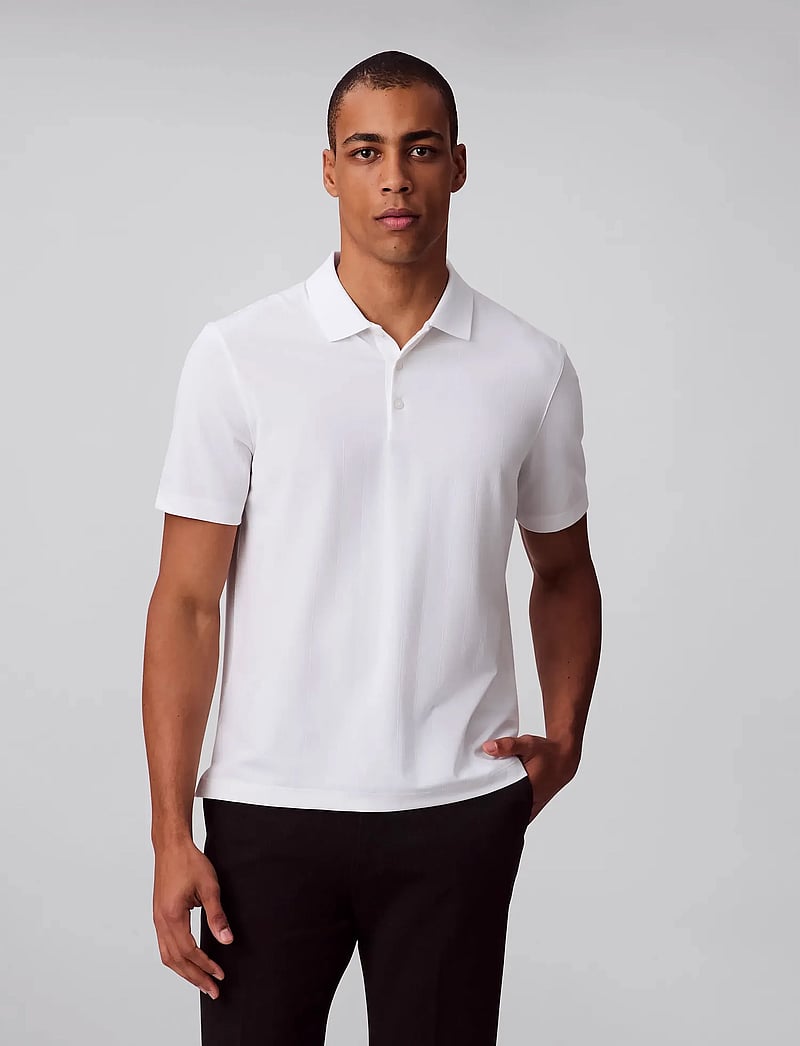Calvin Klein - SS STRIPE STRECH JACQUARD POLO - kortärmade pikéer - bright white - 0