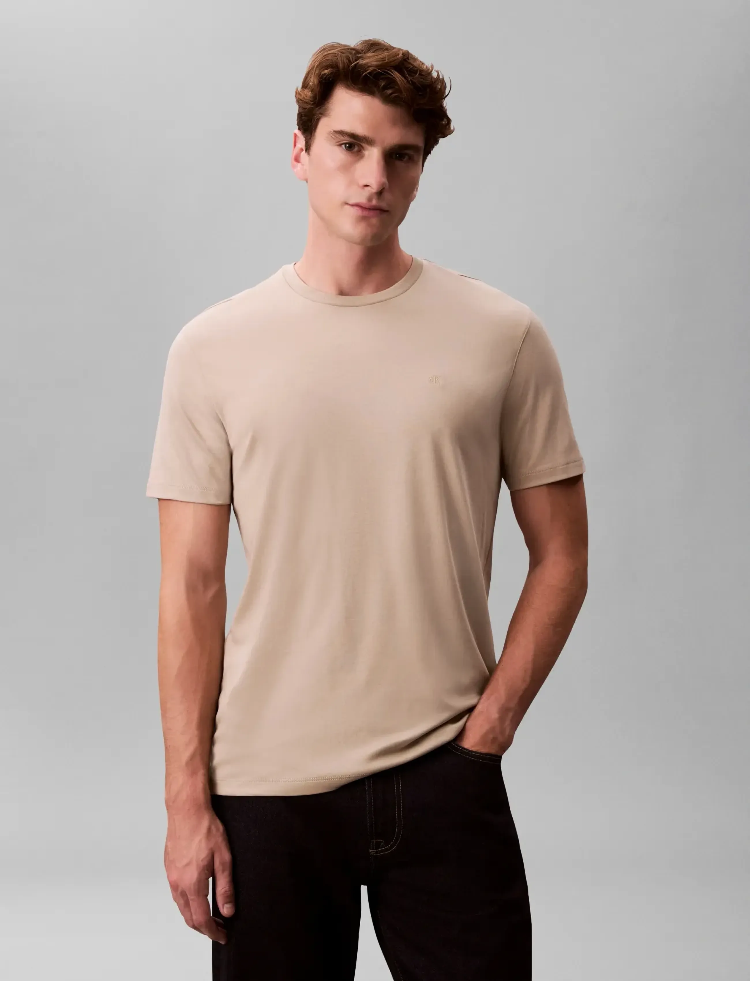 Calvin Klein - SS SUPIMA CHEST EMB CREWNECK TEE - kurzärmelig - ancient marble - 3