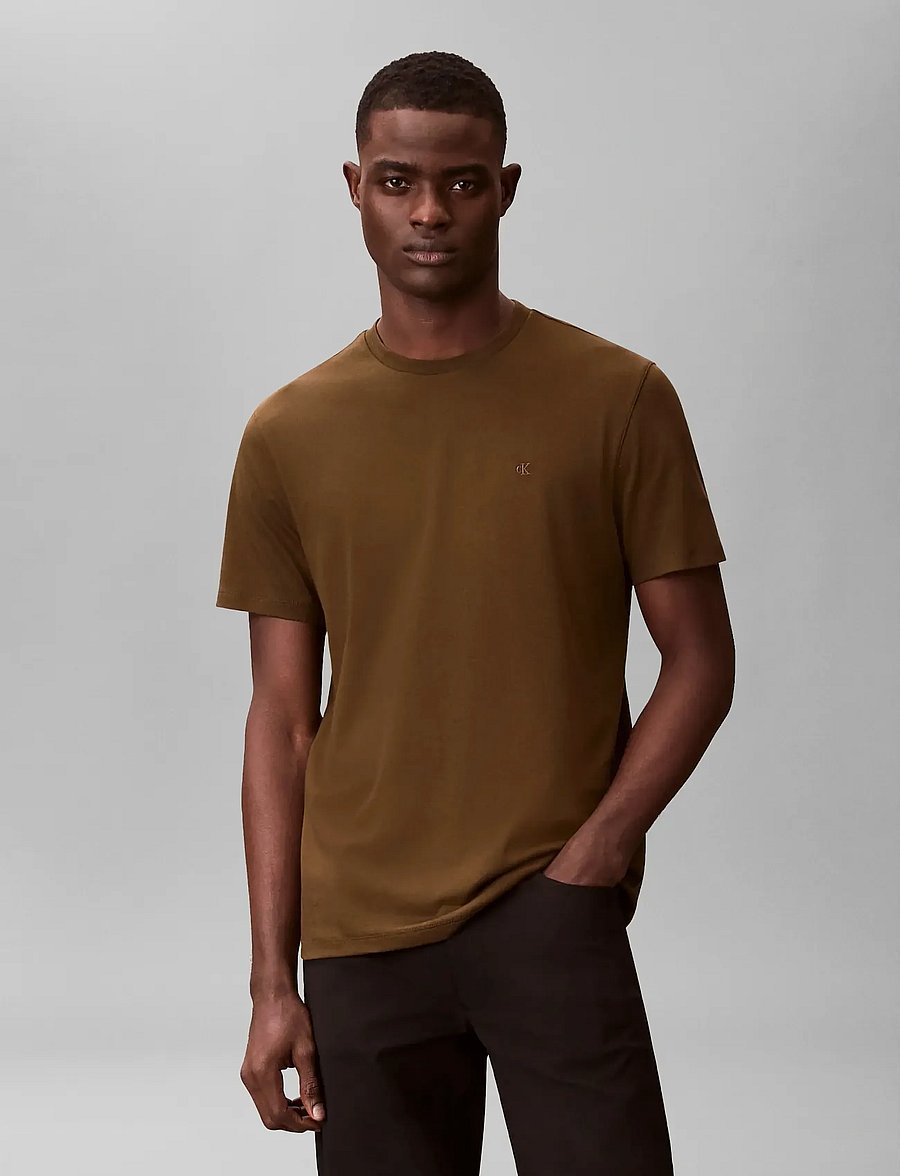 Calvin Klein - SS SUPIMA CHEST EMB CREWNECK TEE - short-sleeved t-shirts - crude green - 3