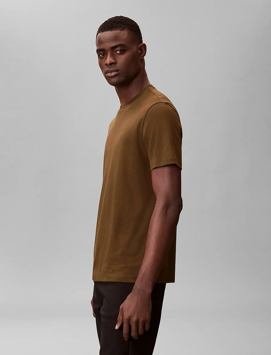 Calvin Klein - SS SUPIMA CHEST EMB CREWNECK TEE - short-sleeved t-shirts - crude green - 4