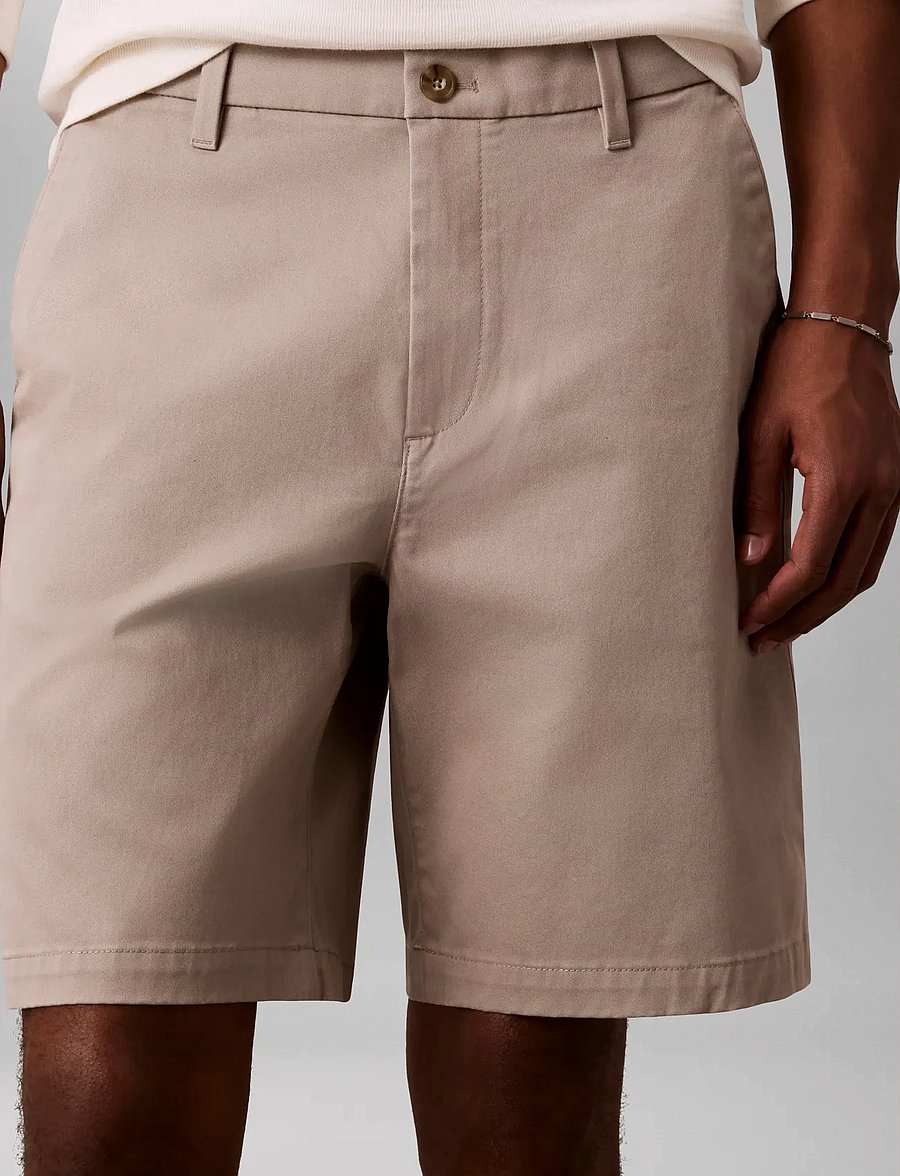 Calvin Klein - 9 IN STRAIGHT REFINED CTTN STRET - chinos shorts - vintage khaki - 5