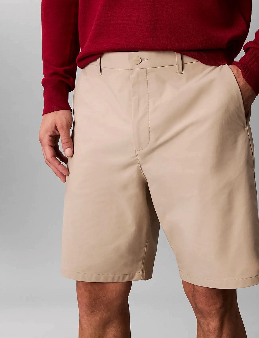 Calvin Klein - 9 IN STRAIGHT TECH STRETCH SHORT - casual shorts - plaza taupe - 4