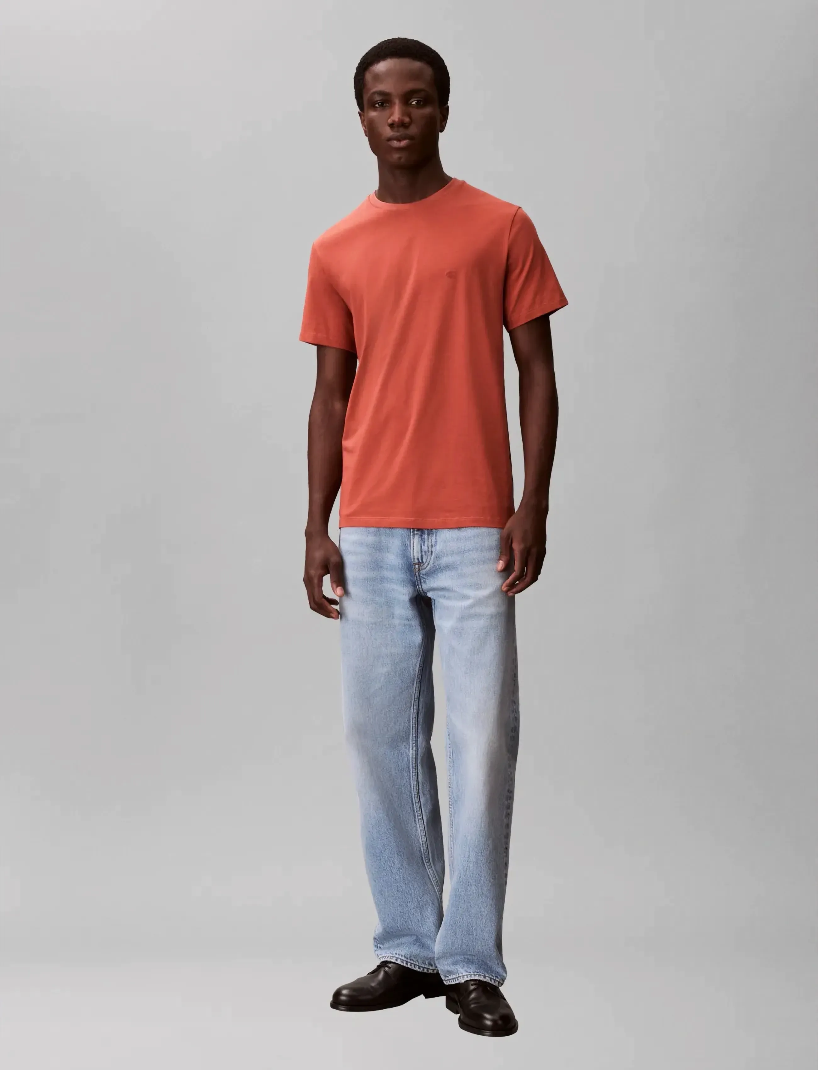 Calvin Klein SS SLIM STRETCH COTTON CREWNK TE - Tøj - FADED FLOWER / red