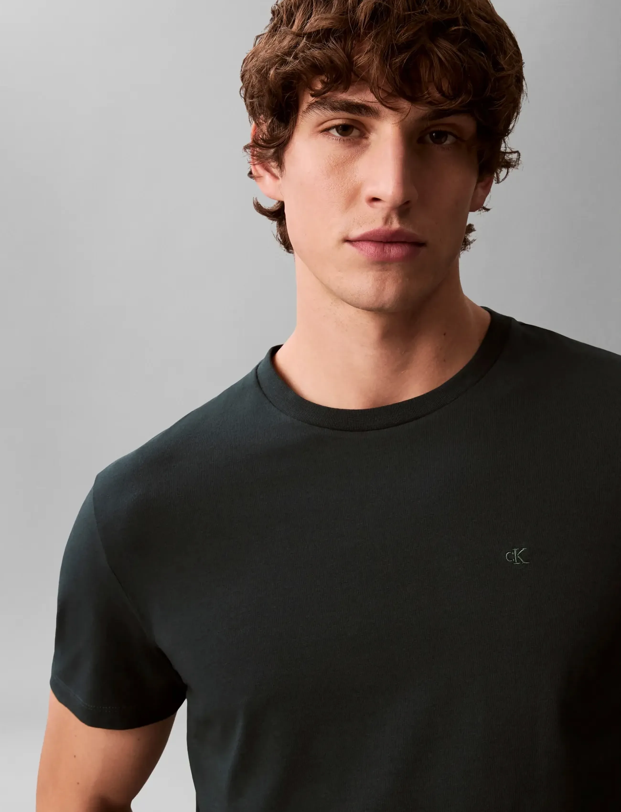 Calvin Klein - SS SLIM STRETCH COTTON CREWNK TE - short-sleeved t-shirts - magical forest - 4