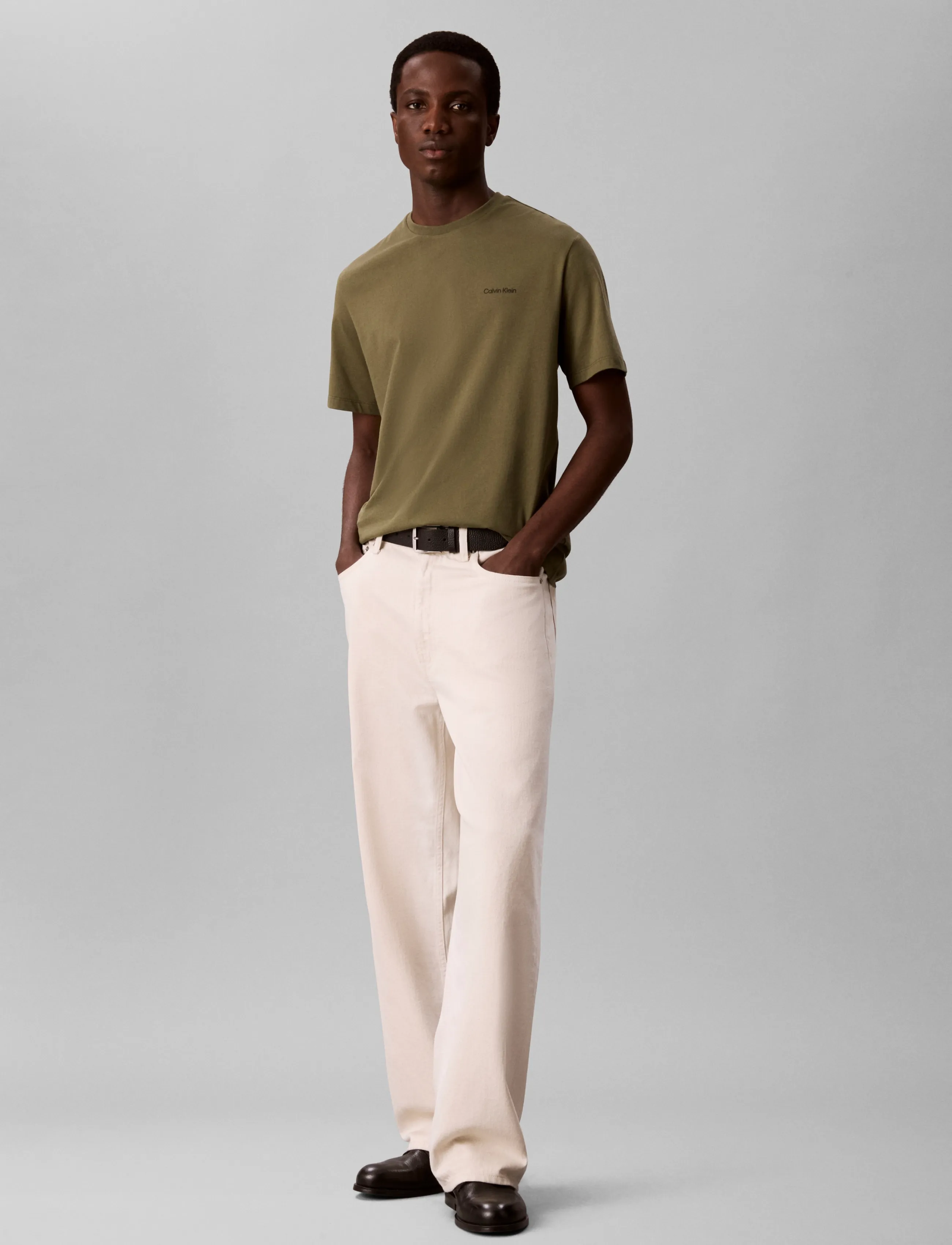 Calvin Klein SS MICRO LOGO CREWNECK TEE - Kortærmede T-shirts - OLIVE NIGHT / khaki/green