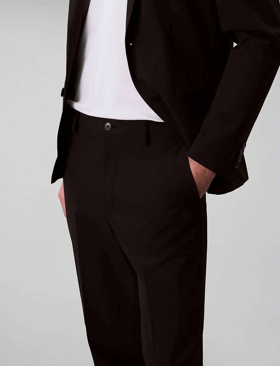 Calvin Klein - TECH HALF ELASTIC TROUSER - anzugshosen - black - 4