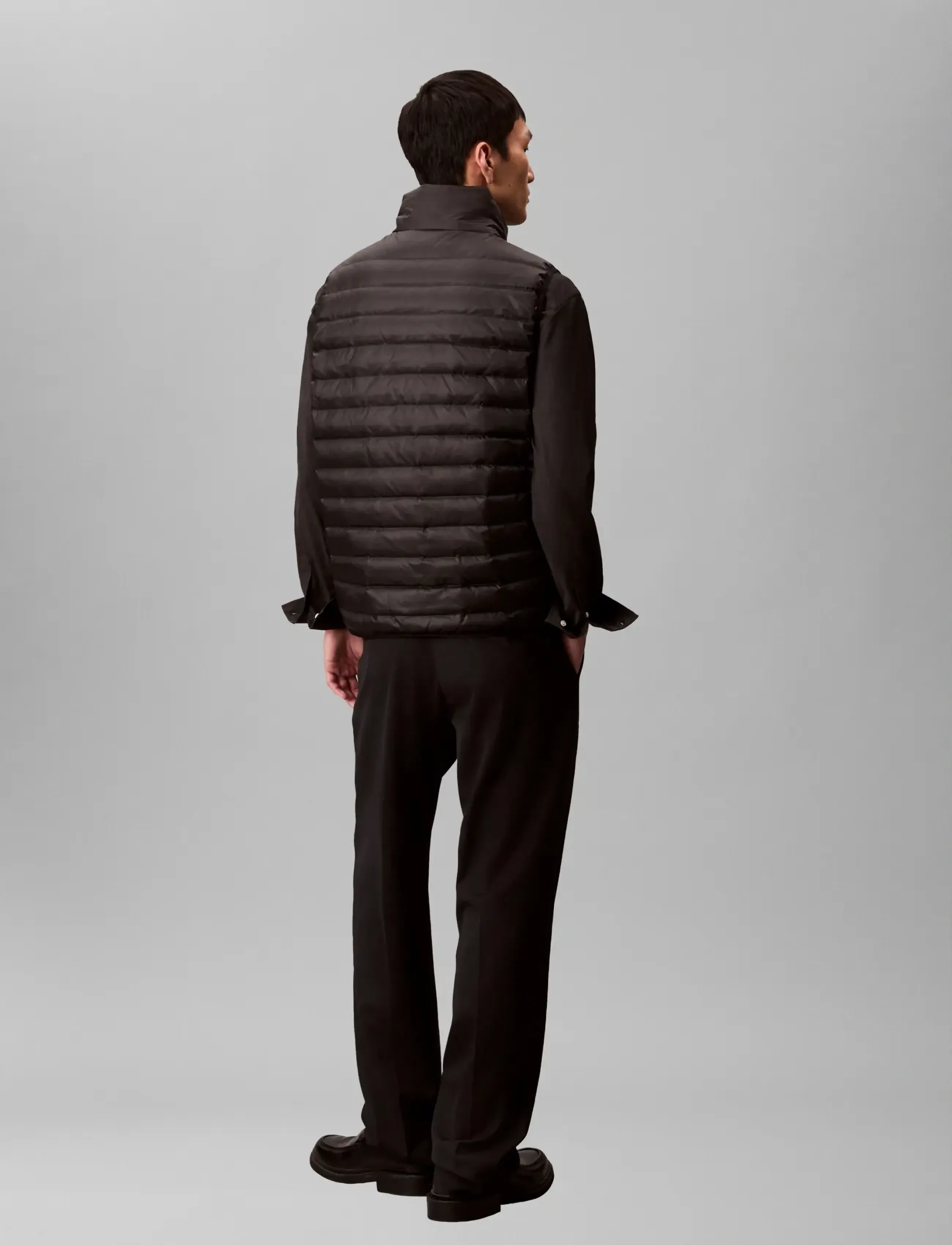 Calvin Klein - SLVLSS LT WT NYLON PUFFER VEST - vests - black - 2