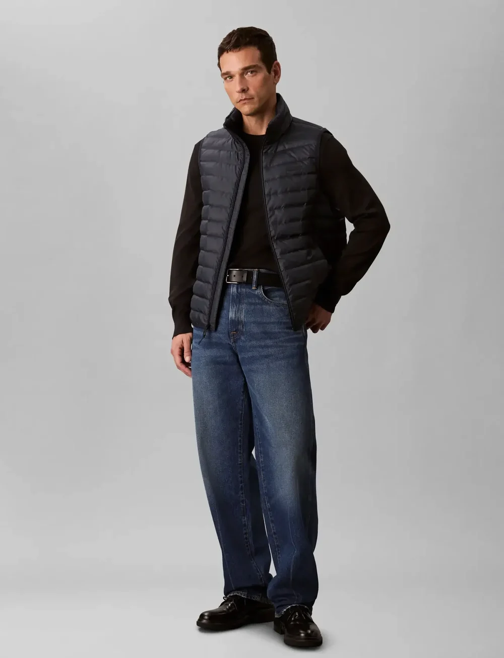 Calvin Klein - SLVLSS LT WT NYLON PUFFER VEST - vests - dark sapphire - 3