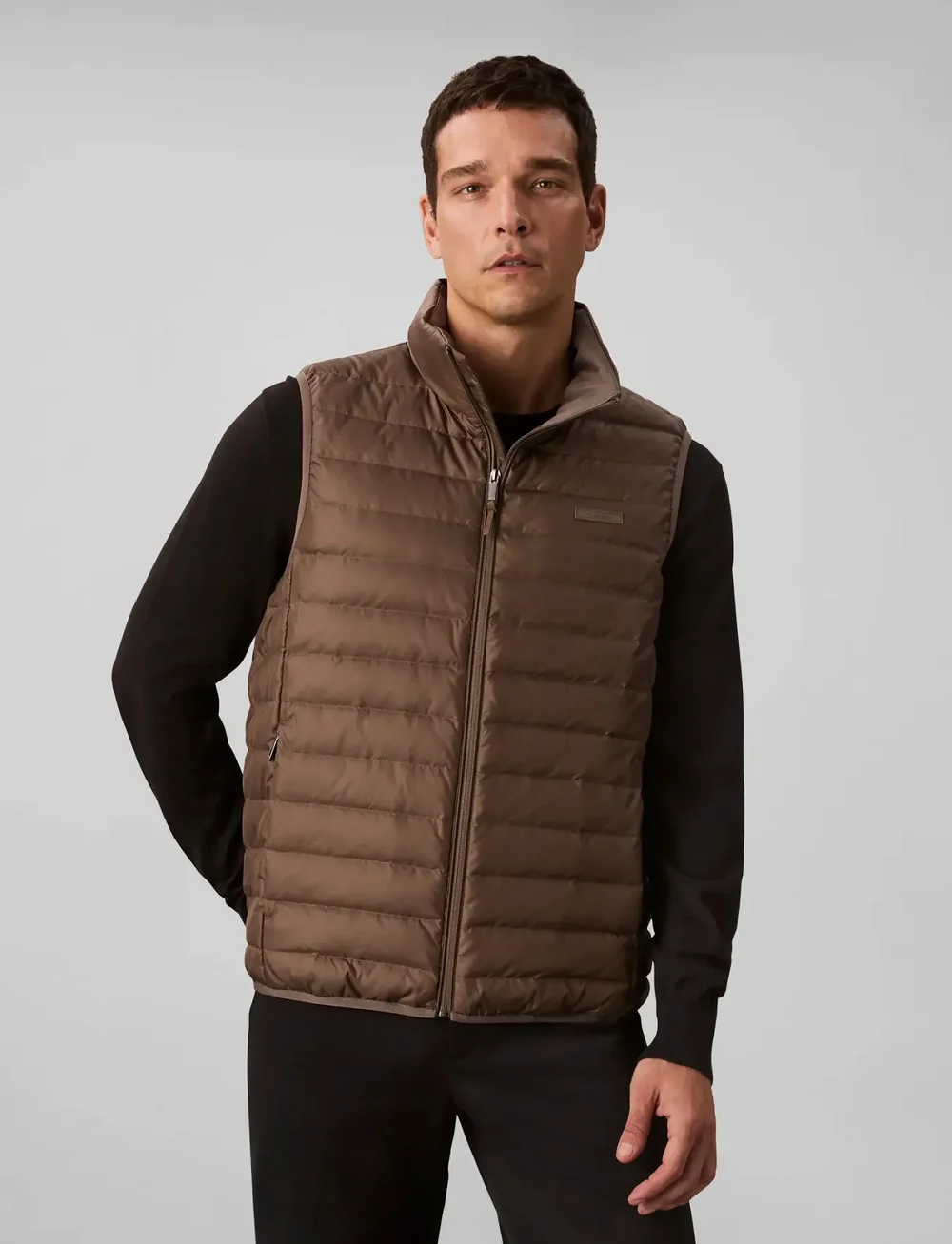 Calvin Klein - SLVLSS LT WT NYLON PUFFER VEST - kamizelki - morel - 0