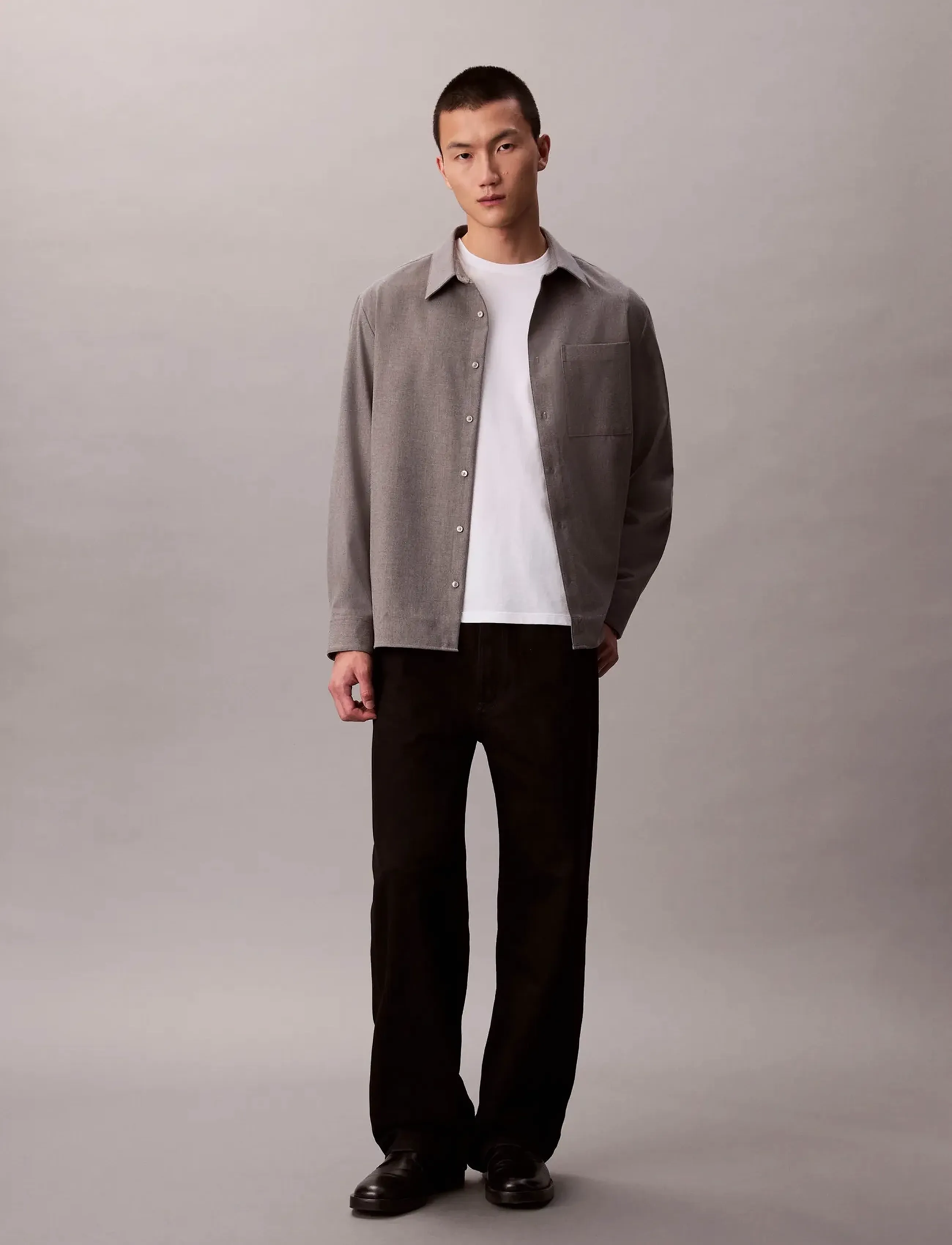 Calvin Klein - LS SOLID SILK WOOL EASY SHIRT - herren - marble gray - 3